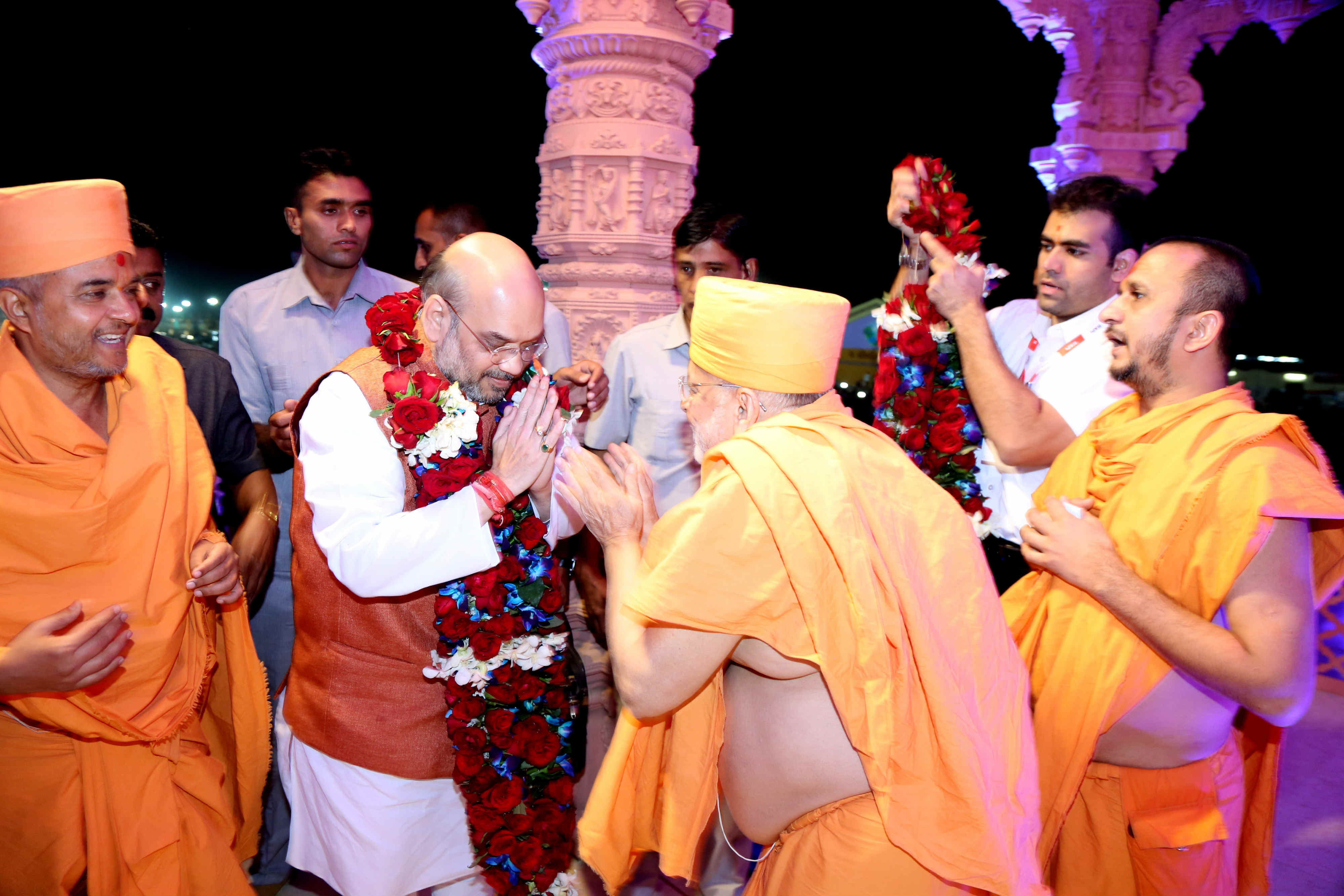 BJP National President Shri Amit Shah addressing 96th Janam Jayanti Mahotsav of Shri Pramukh Swami Ji Maharaj in Surat, Gujarat on December 08, 2016