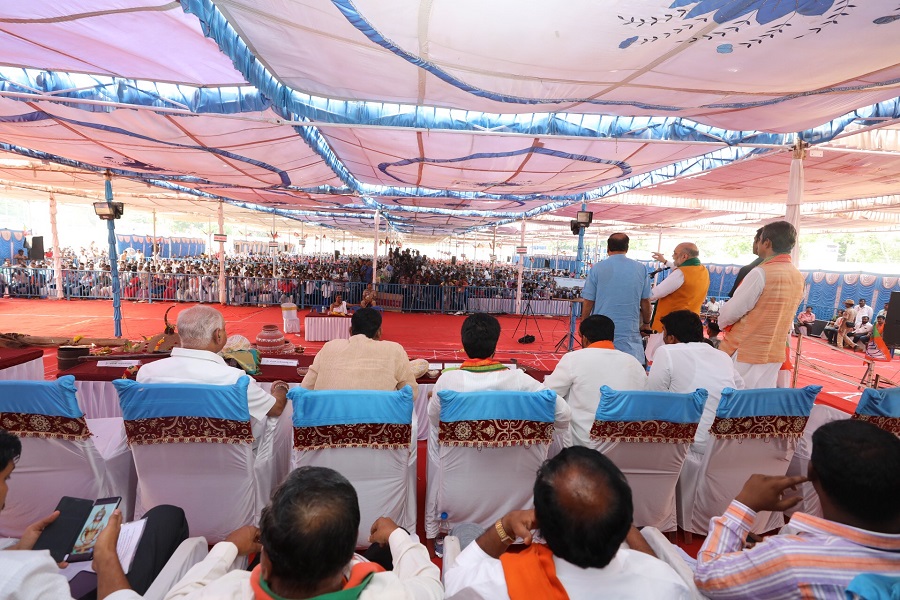 Photographs: BJP National President Shri Amit Shah addressing a meeting of Organic Farmers and Women Farmer Co-operatives in Mandya, Karnataka.