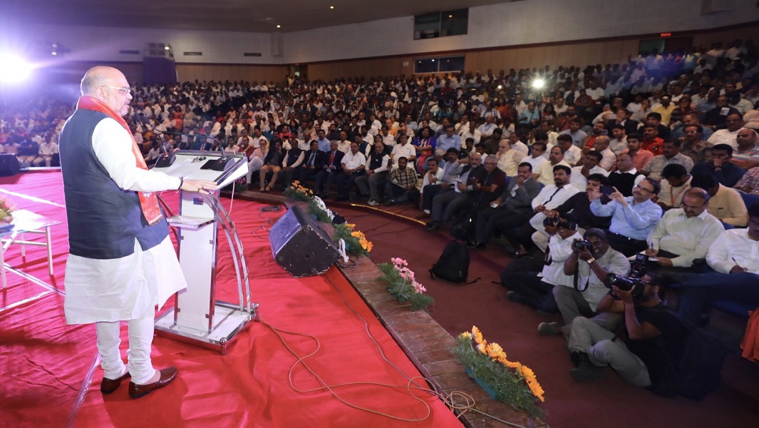  Photographs: BJP National President Shri Amit Shah addressing a meeting with Professionals and Entrepreneurs in Bengaluru, Karnataka.