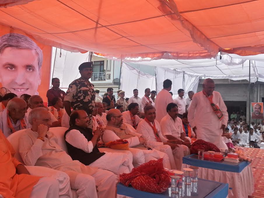 BJP National President, Shri Amit Shah addressing a public meeting at Loharu (Haryana) on September 29, 2014