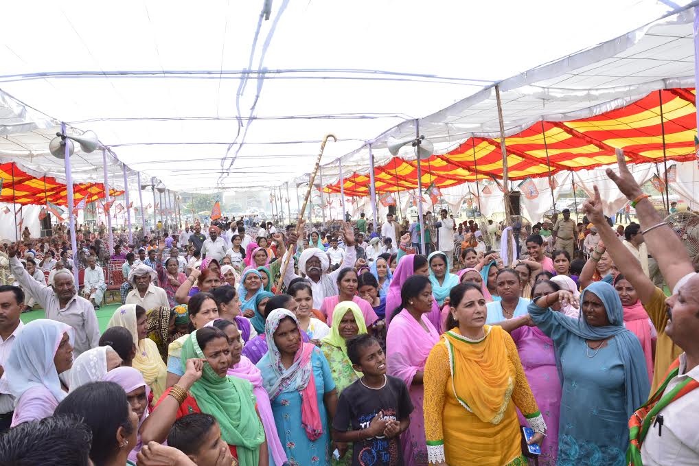 BJP National President, Shri Amit Shah addressing a public meeting at Ambala (Haryana) on September 29, 2014