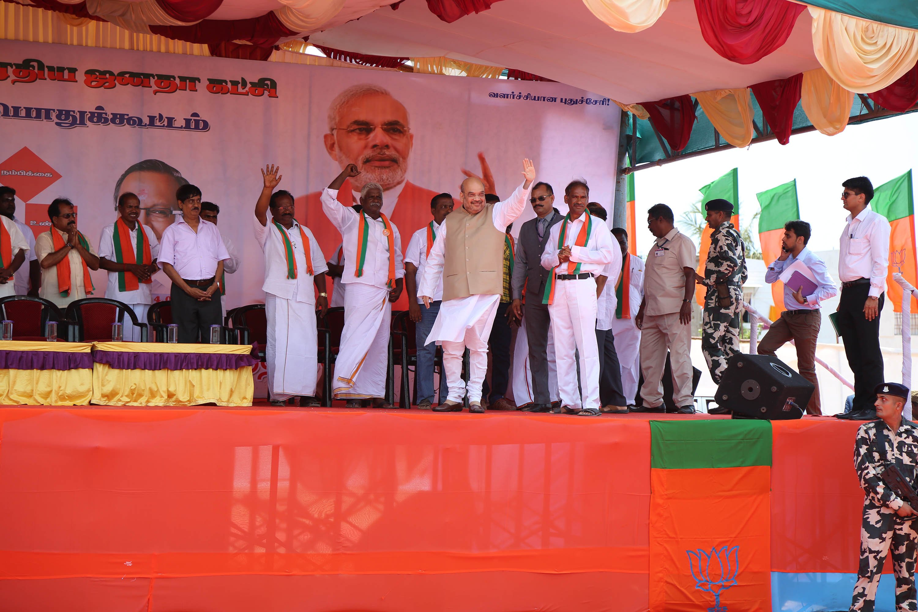 BJP National President, Shri Amit Shah addressing a public meeting at Old Helipad ground, Puducherry on May 14, 2016