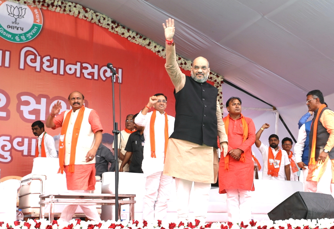 BJP National President, Shri Amit Shah addressing a public meeting in Mahuva, District Bhavnagar (Gujarat)