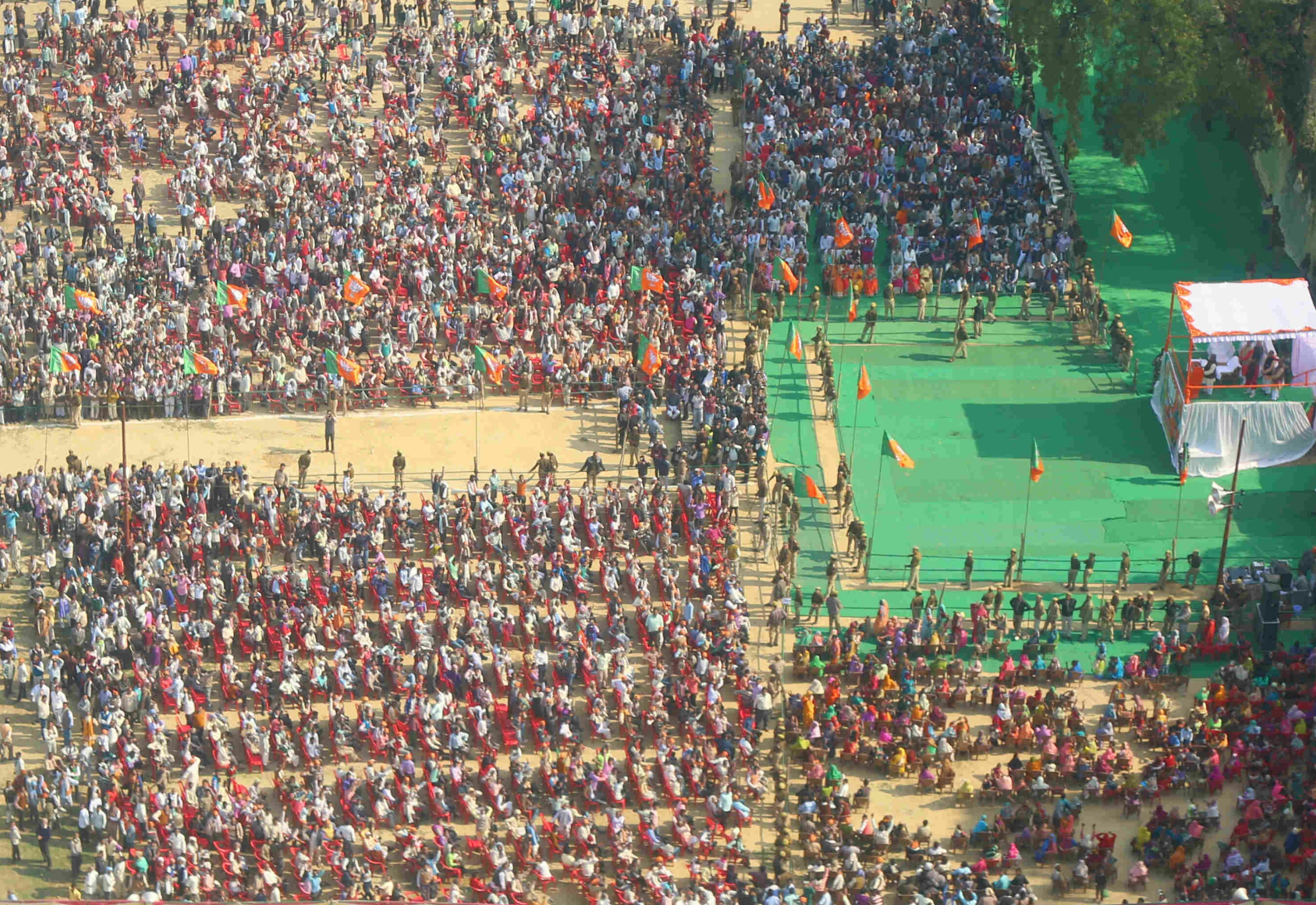 BJP National President Shri Amit Shah addressing a public meeting in Sitapur, Uttar Pradesh on February 11, 2017