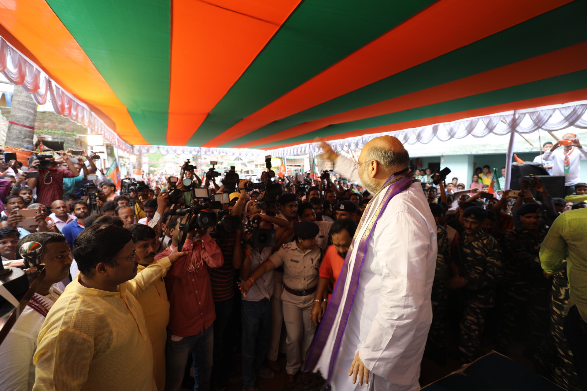  BJP National President, Shri Amit Shah addressing Booth Committee Meeting of Booth No. 191 in Basantpur, Dhauli Odisha on 6 July 2017