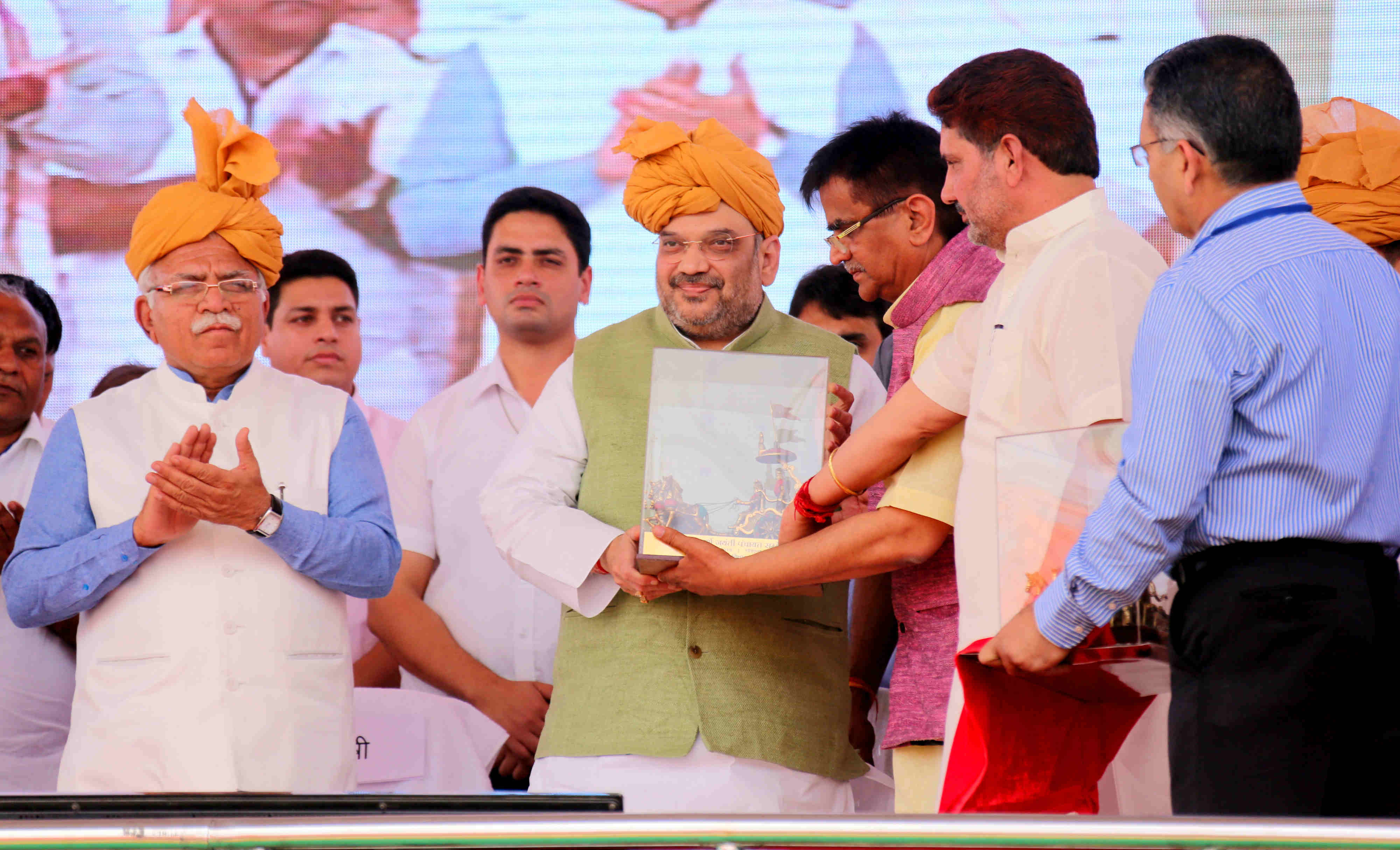 BJP National President, Shri Amit Shah addressing Haryana Swarn Jayanti Panchayat Sammelan at Gohana, Sonipat (Haryana) on April 23, 2016