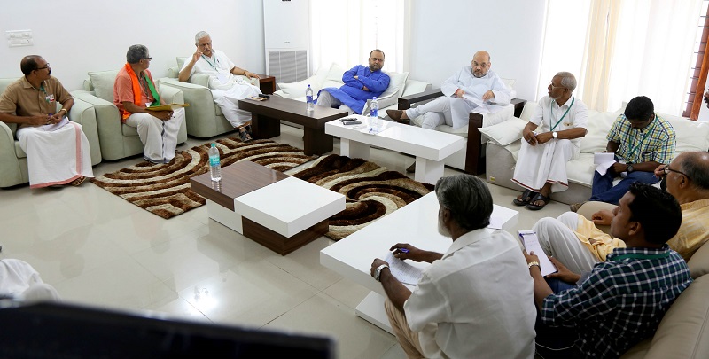 BJP National President, Shri Amit Shah addressing meeting of Pandit Deen Dayal Upadhyaya Vistarak Yojana at Kavaratti Island, Lakshadweep on 17 May 2017