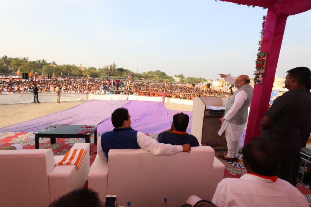 BJP National President, Shri Amit Shah addressing public meeting at Mangrol Town, Distt. Junagadh (Gujarat)