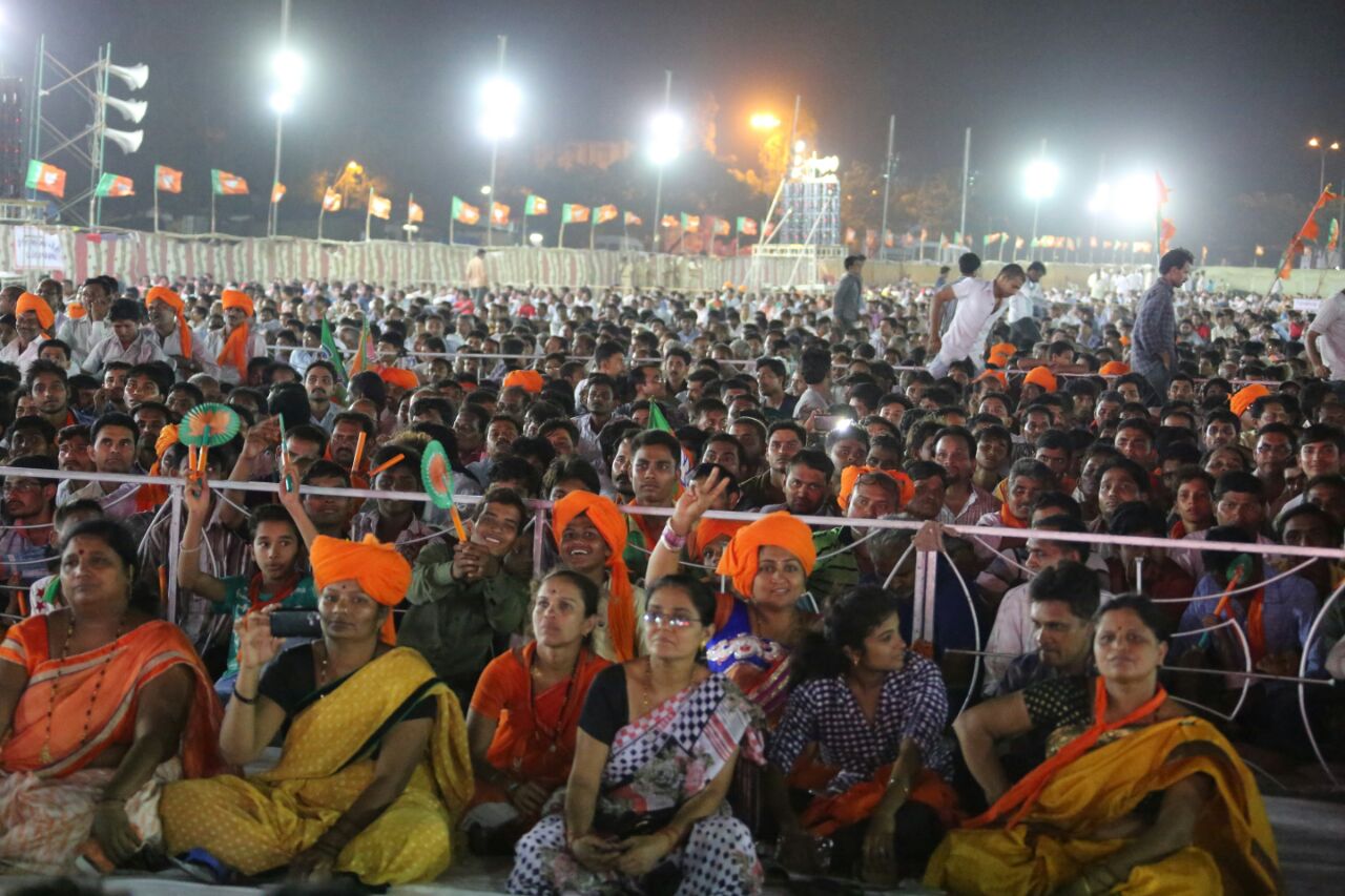 BJP National President, Shri Amit Shah addressing public meeting at Nilgiri Ground, Limbayat, Surat (Gujarat) on May 27, 2015