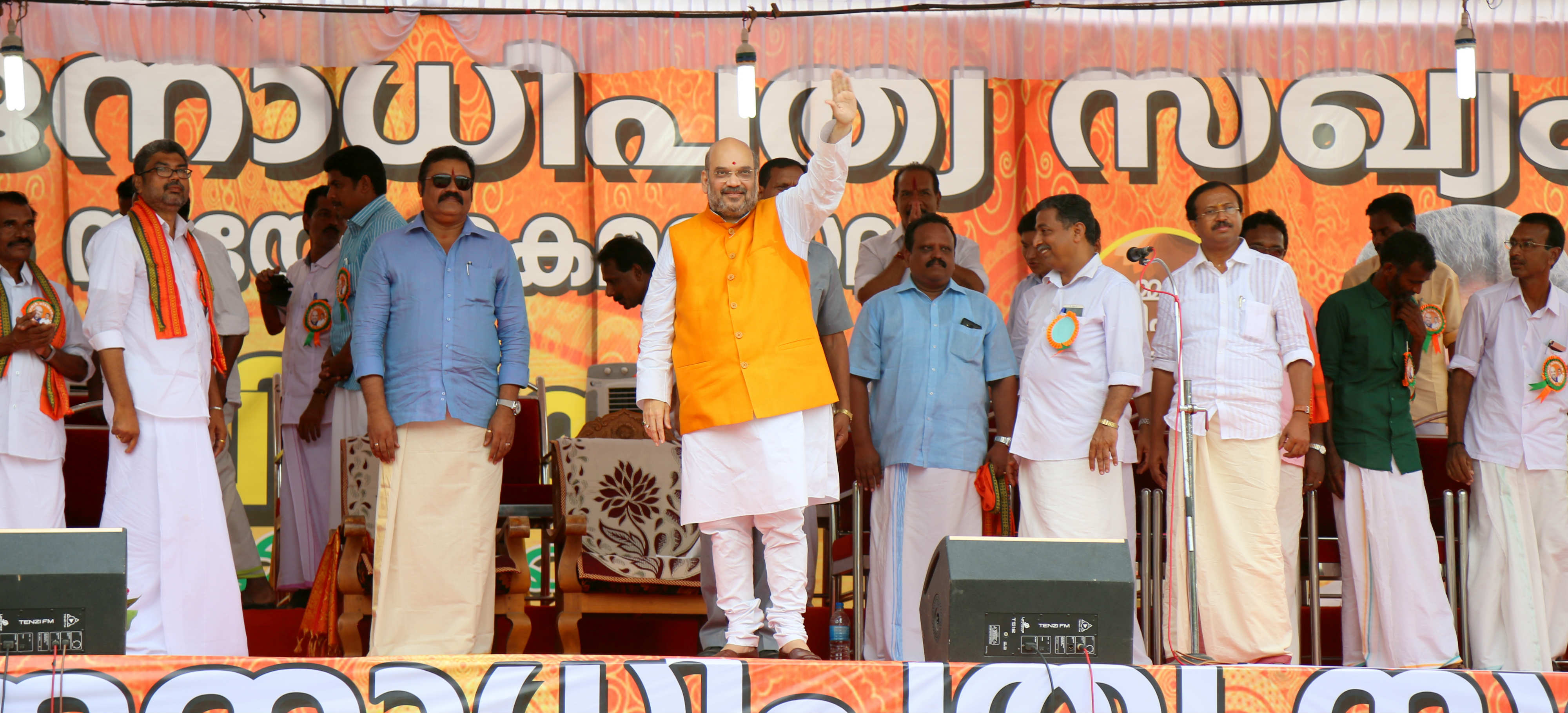 BJP National President, Shri Amit Shah addressing public meetings at addressing a Public meeting near Petrol pump, Vazhikulangar, Paravoor, Ernakulam (Kerala) on May 05, 2016