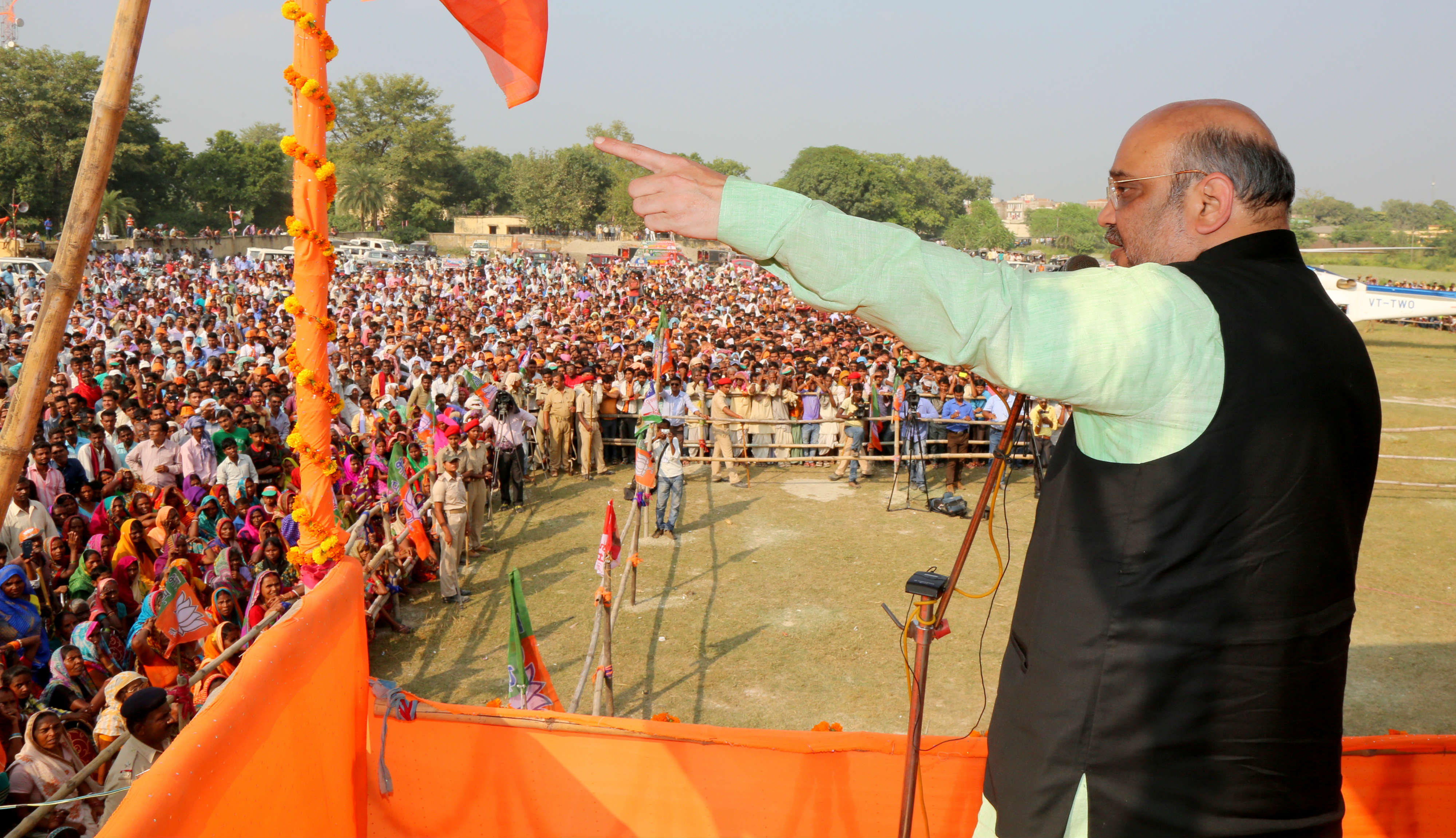 BJP National President, Shri Amit Shah addressing public meetings at Manikpur High School Maidan Paroo Bihar on October 26, 2015