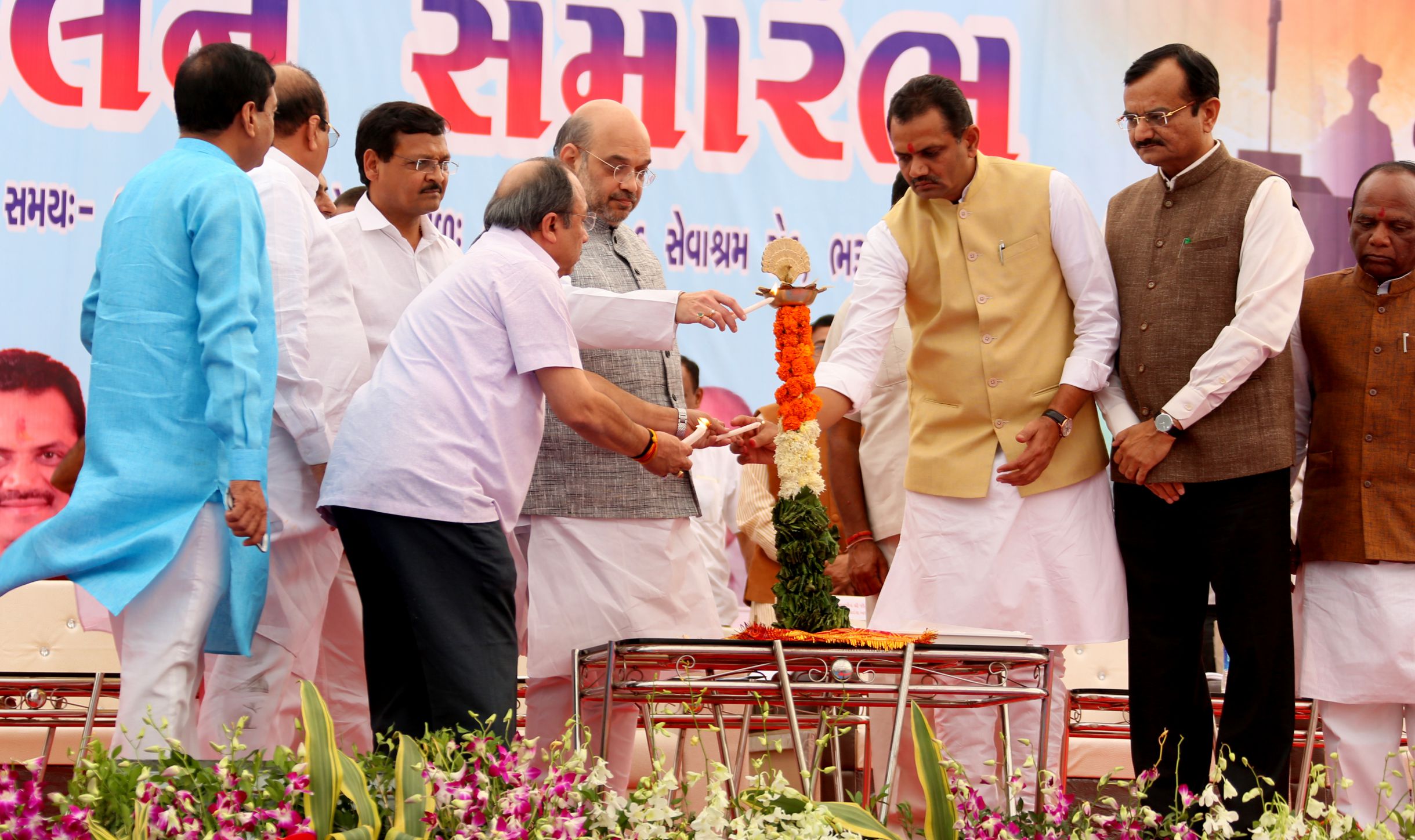 BJP National President, Shri Amit Shah addressing "Sneh Milan Samaroh" in Bharuch, Gujarat on November 15, 2016