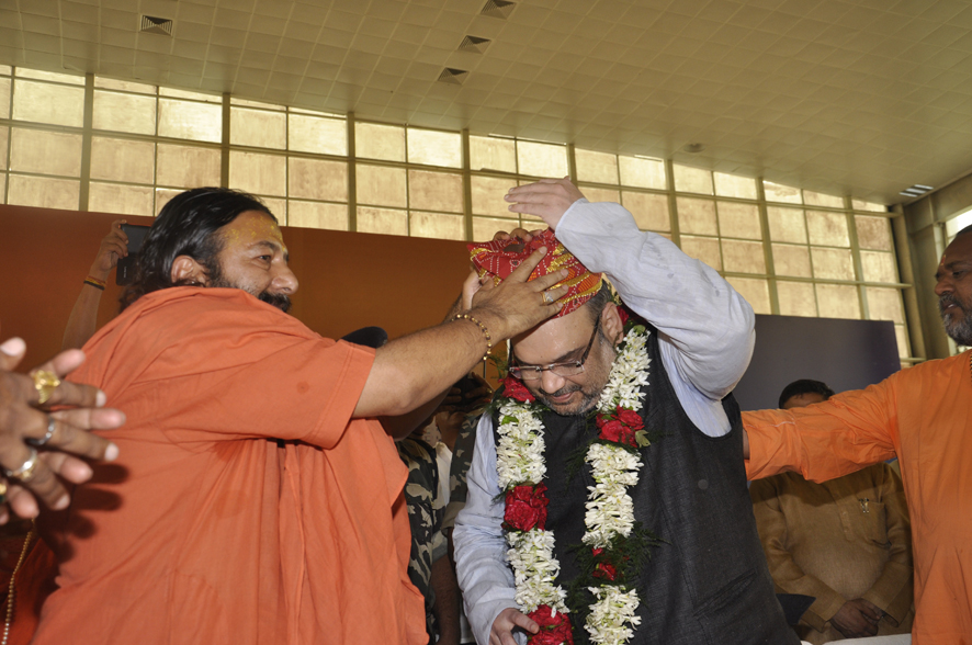 BJP National President, Shri Amit Shah at inaugurating Seva Sadan at Patanjali Yoga Peeth Phase II, Haridwar on September 14, 2014