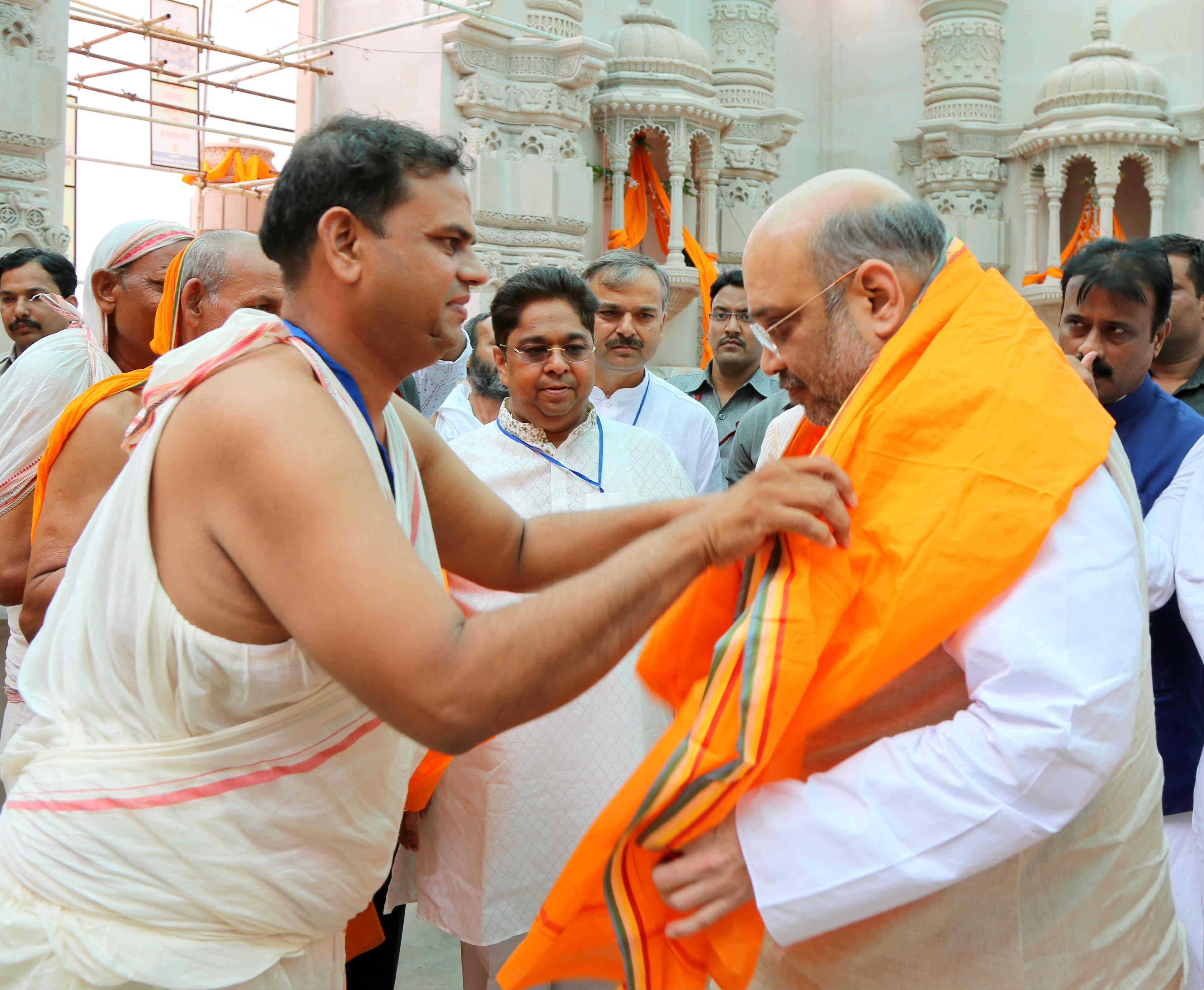 BJP National President, Shri Amit Shah at Maha-Mastakabhishek of Shri Bade Baba at Kundalpur, Madhya Pradesh on June 18, 2016