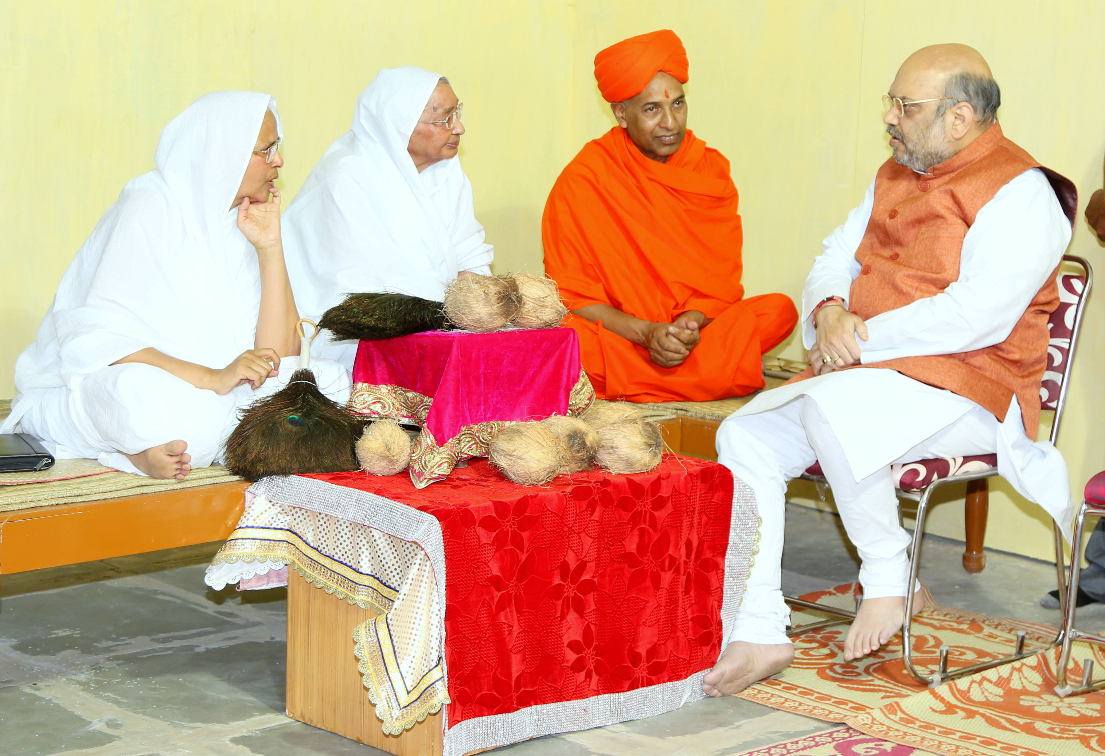 BJP National President, Shri Amit Shah at Pran Pratishtha & Maha Mastakabhishek Mahotsav of 108 feet Idol of Bhagwan Rishabh Dev at Mangi-Tungi, Nasik (Maharashtra) on February 13, 2016