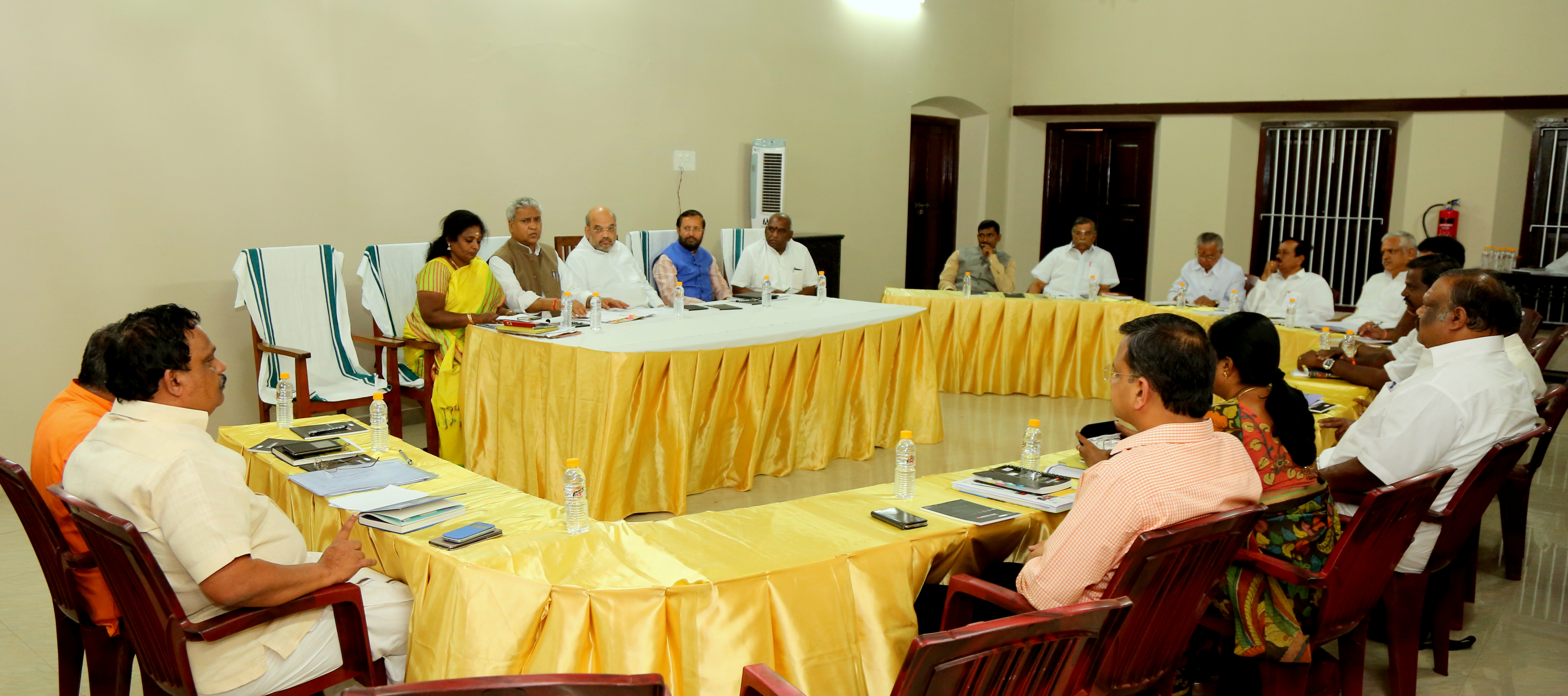 BJP National President, Shri Amit Shah chaired BJP Tamilnadu core group meeting in Aluva, Ernakulam,  Kerala on February 04, 2016