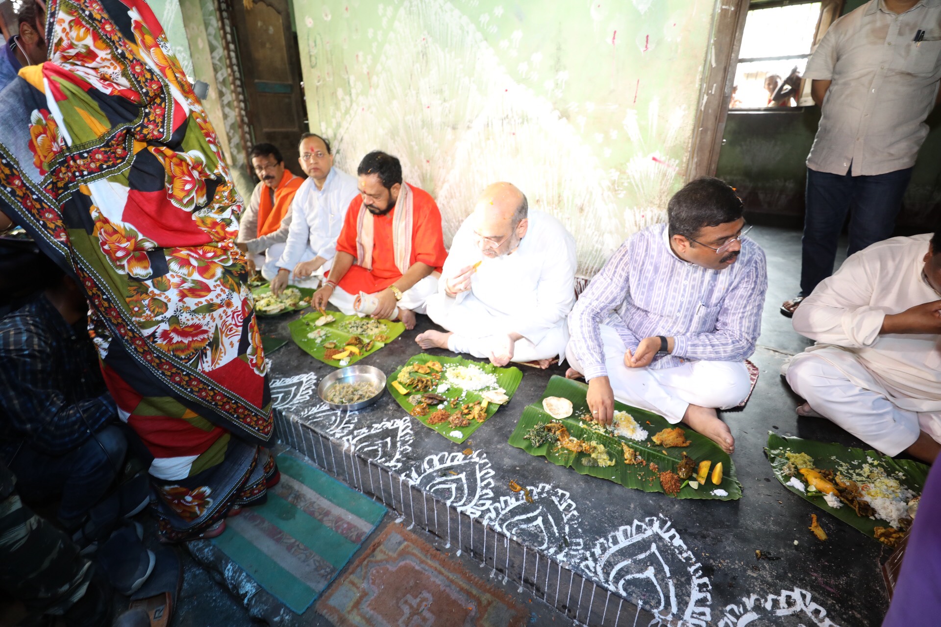 BJP National President, Shri Amit Shah having lunch at local residence in Areigaon village, Jajpur Odisha on 5 July 2017