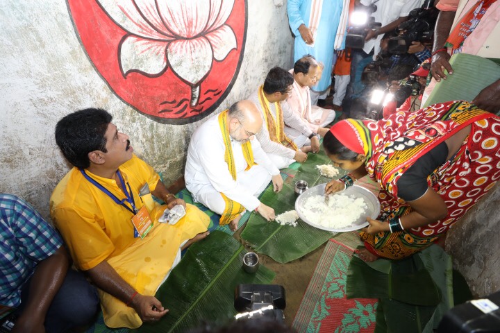 BJP National President, Shri Amit Shah having lunch at local residence of Hugulapata village, Ganjam Odisha on 4 July 2017