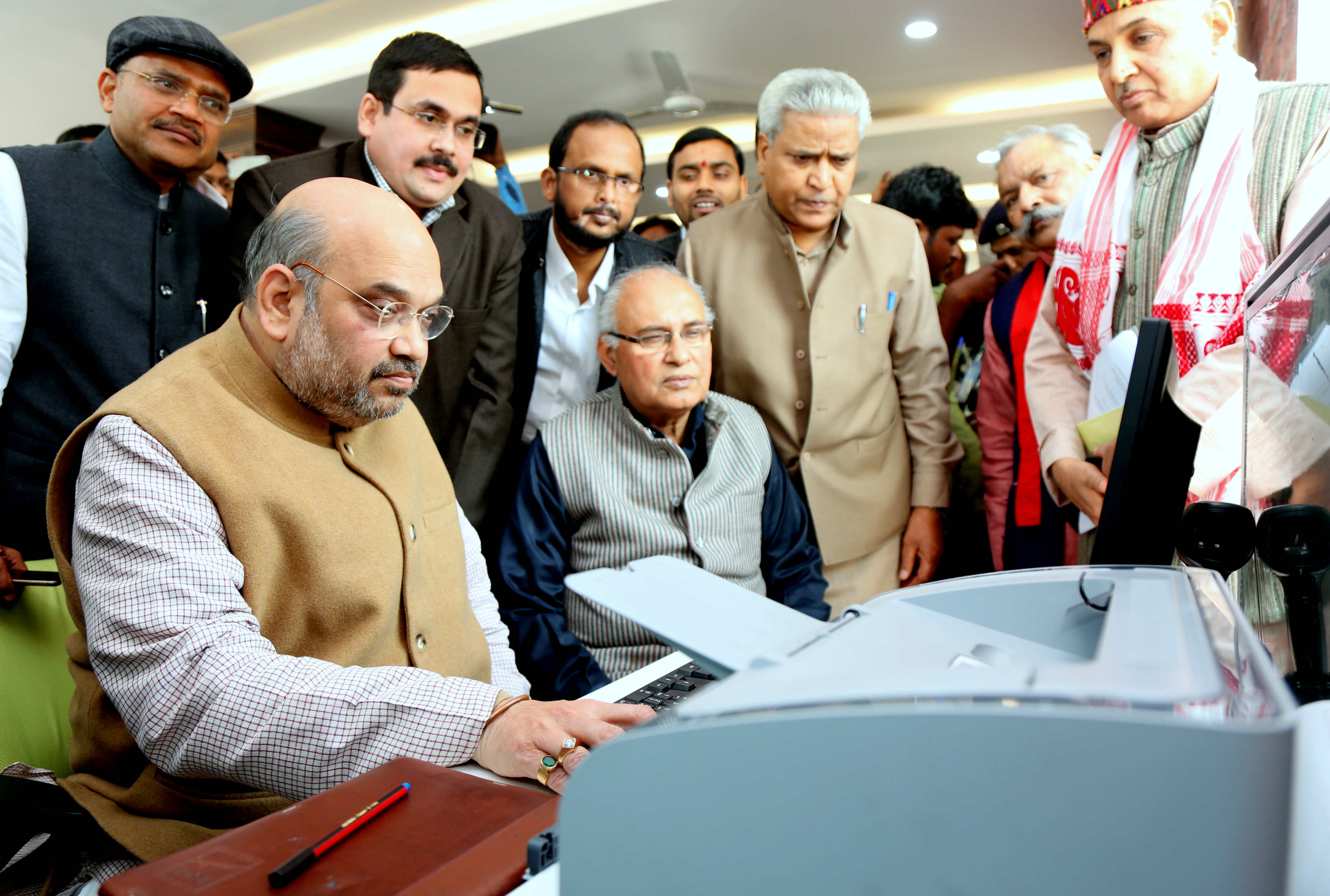 BJP National President, Shri Amit Shah inaugurating Library Section at BJP Central office, 11, Ashoka Road on February 05, 2016