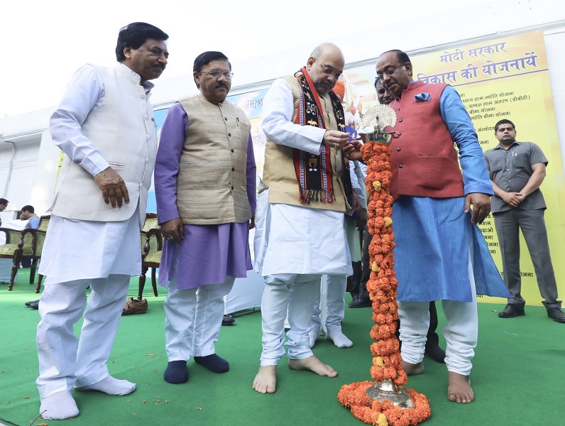 BJP National President, Shri Amit Shah inaugurating Namo Yojana Sahayata Kendra at 10, Ashok Road, New Delhi