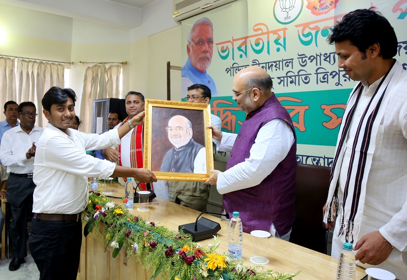 BJP National President Shri Amit Shah interacting with intellectuals in Agartala, Tripura on 7 May 2017