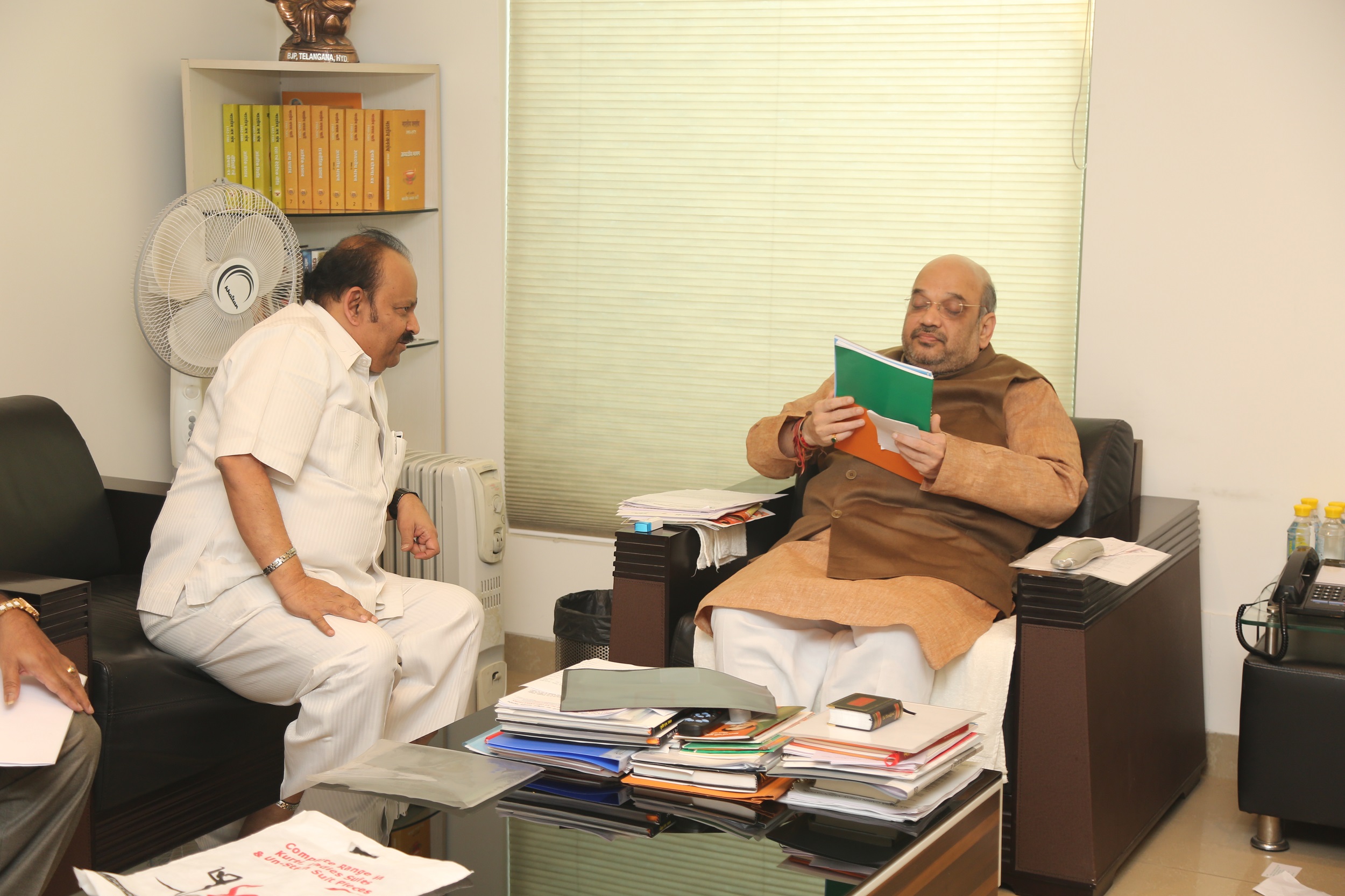 BJP National President, Shri Amit Shah interacting with Office bearers, Karyakartas & general public during Jan-samwad at 11, Ashoka Road on December 7, 2015