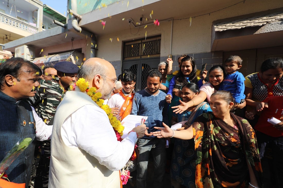 BJP National President, Shri Amit Shah launched Gaurav Sampark Abhiyan and did door to door campaign in Naranpura (Gujarat)