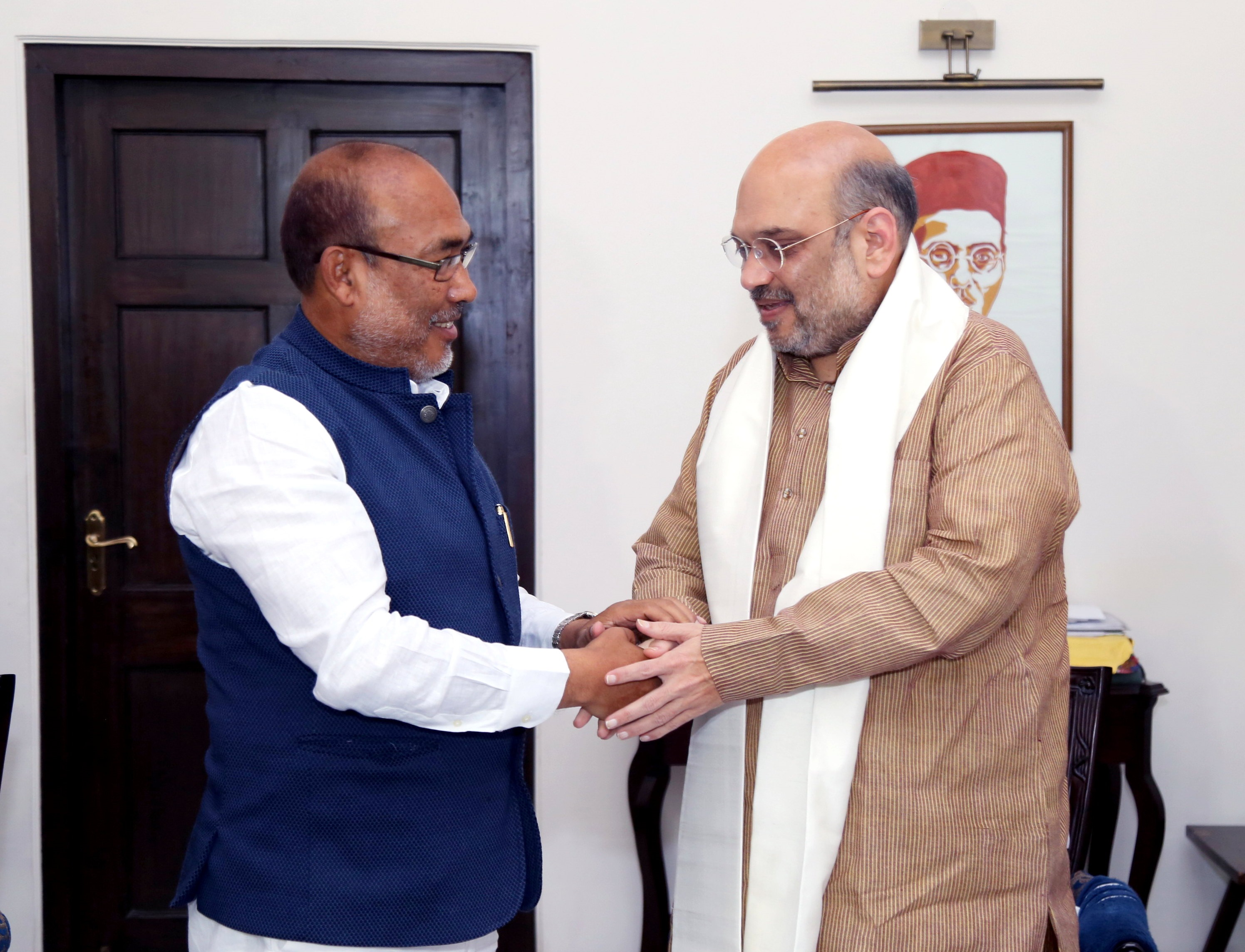 BJP National President, Shri Amit Shah meeting with Chief Minister of Manipur Shri N Biren Singh at his residence, New Delhi on March 28, 2017