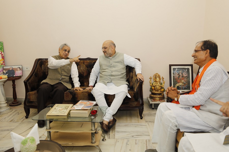 Photographs : BJP National President Shri Amit Shah met retired Justice Shri C.S. Dharmadhikari as a part of Sampark for Samarthan campaign at his residence in Jabalpur (Madhya Pradesh)