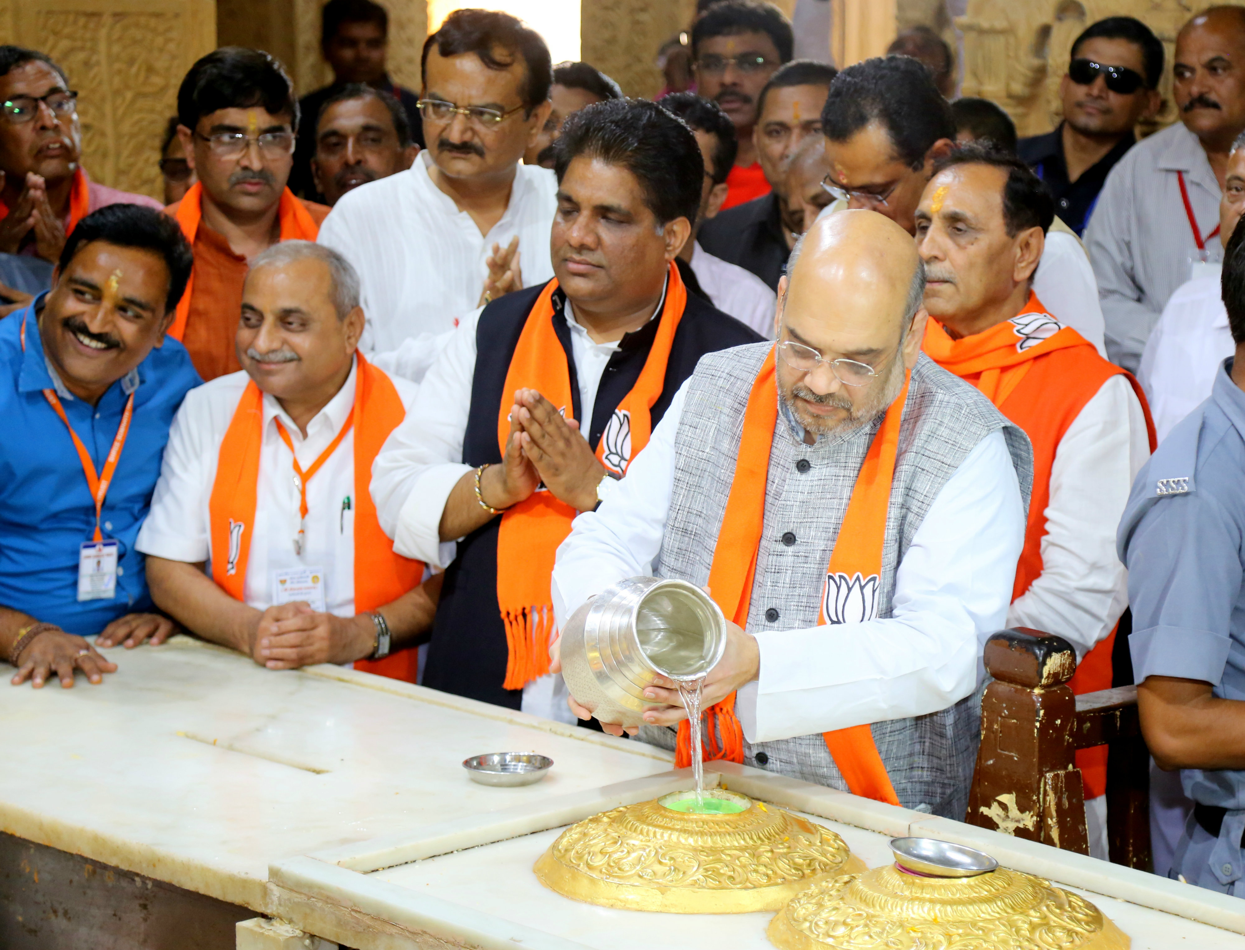 BJP National President, Shri Amit Shah Offering prayers at the Somnath Temple (Gujarat) on April 22, 2017