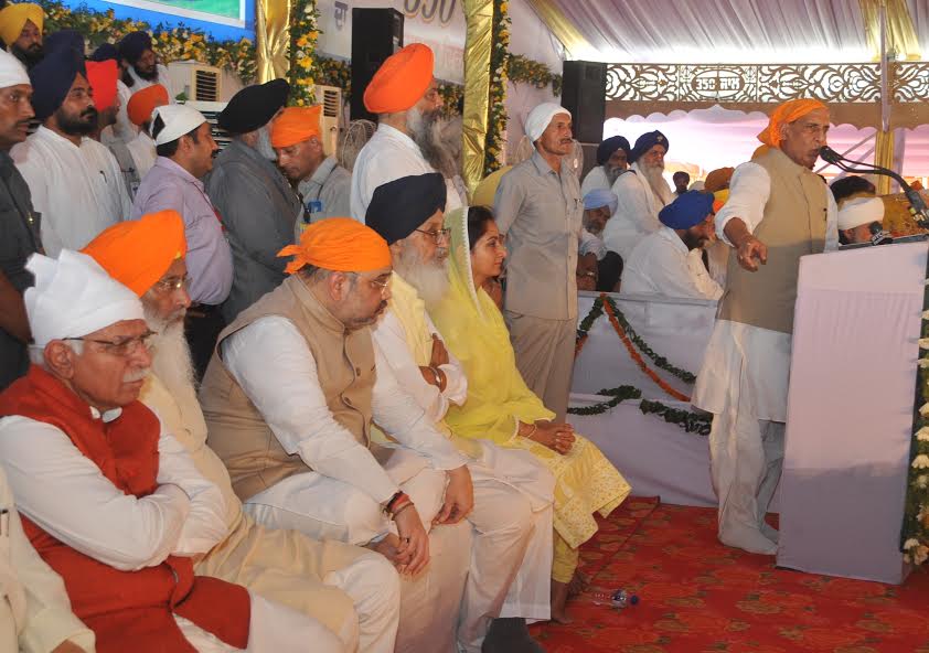 BJP National President, Shri Amit Shah on 350th Foundation Day of Shri Anandpur Sahib in Punjab on June 19, 2015 