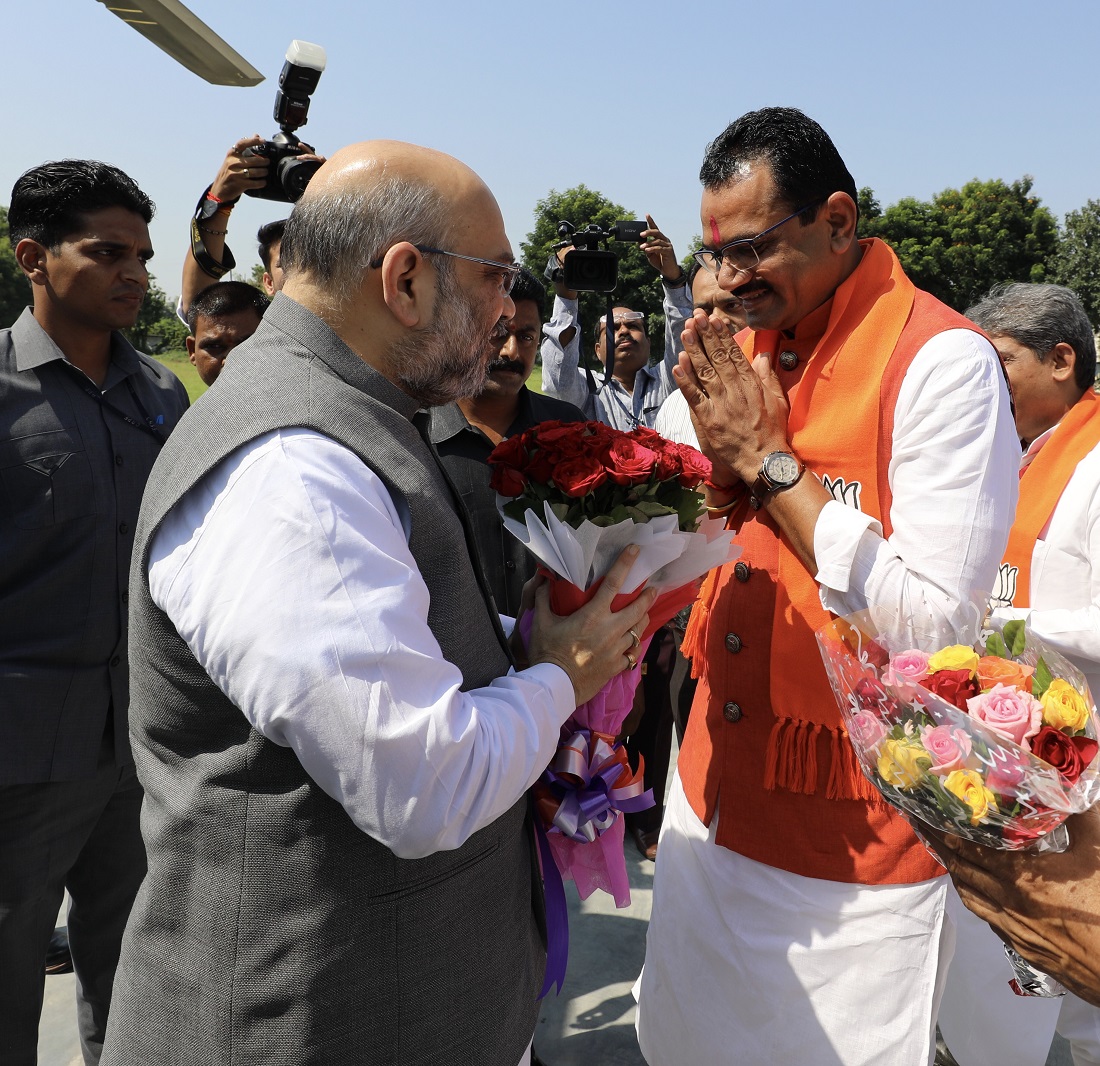 BJP National President Shri Amit Shah paid floral tributes to Sardar Vallabhbhai Patel's statue in Karamsad,Gujarat.