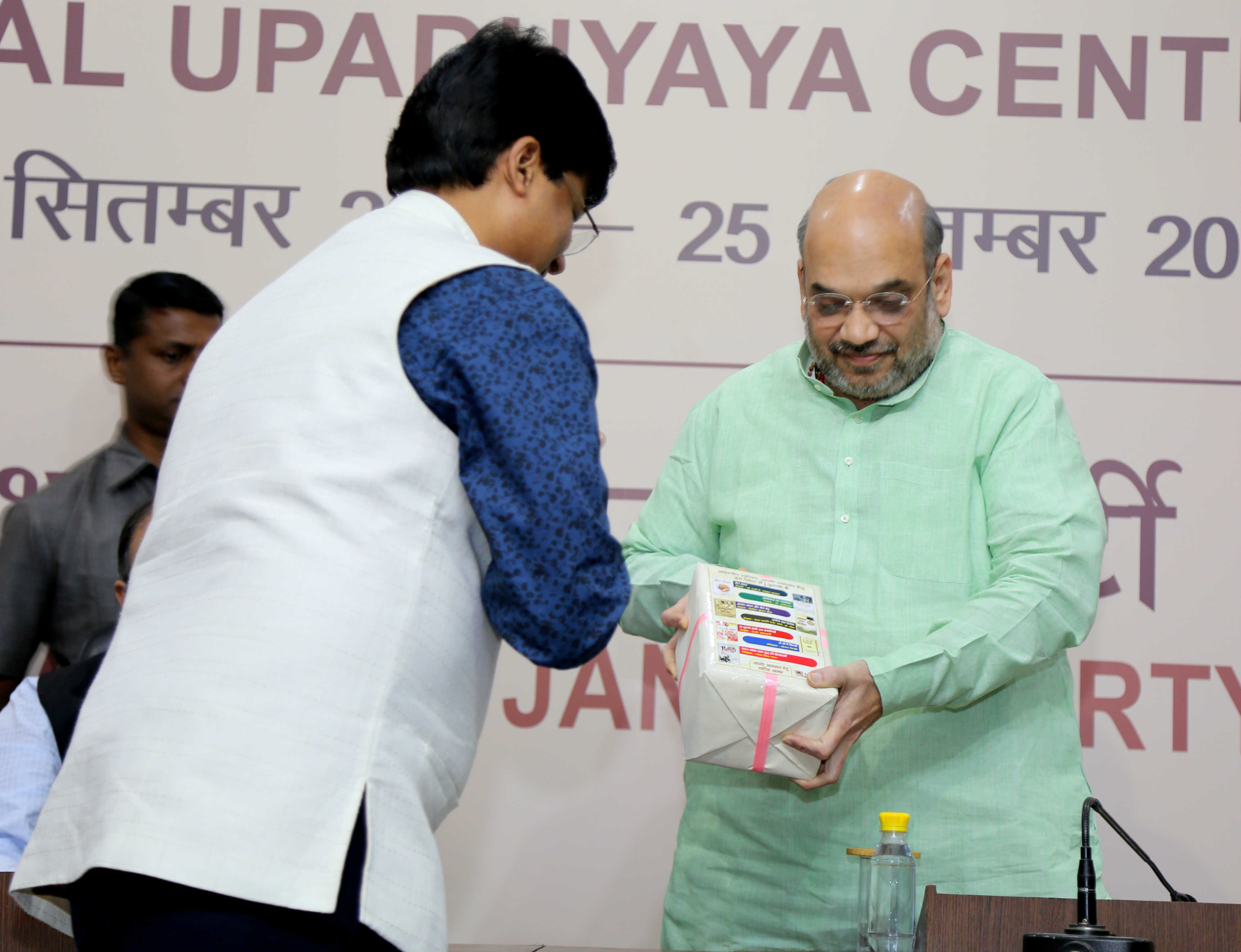 BJP National President Shri Amit Shah releasing book titled 'Andhere Se Ujale Ki Aur' authored by FM Shri Arun Jaitley on October 21, 2016