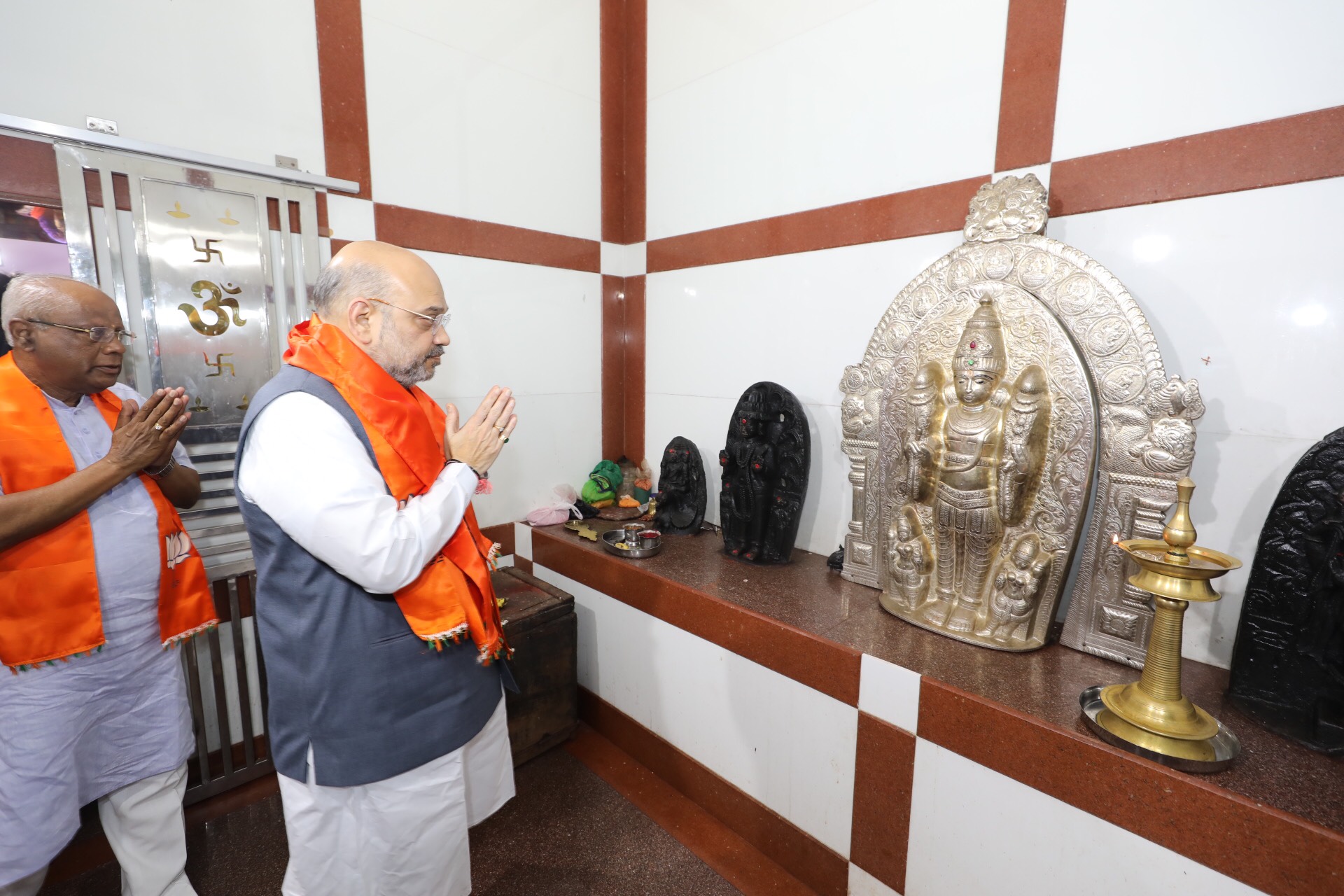 Photographs : BJP National President Shri Amit Shah visited Durgambika Temple in Davanagere (Karnataka)