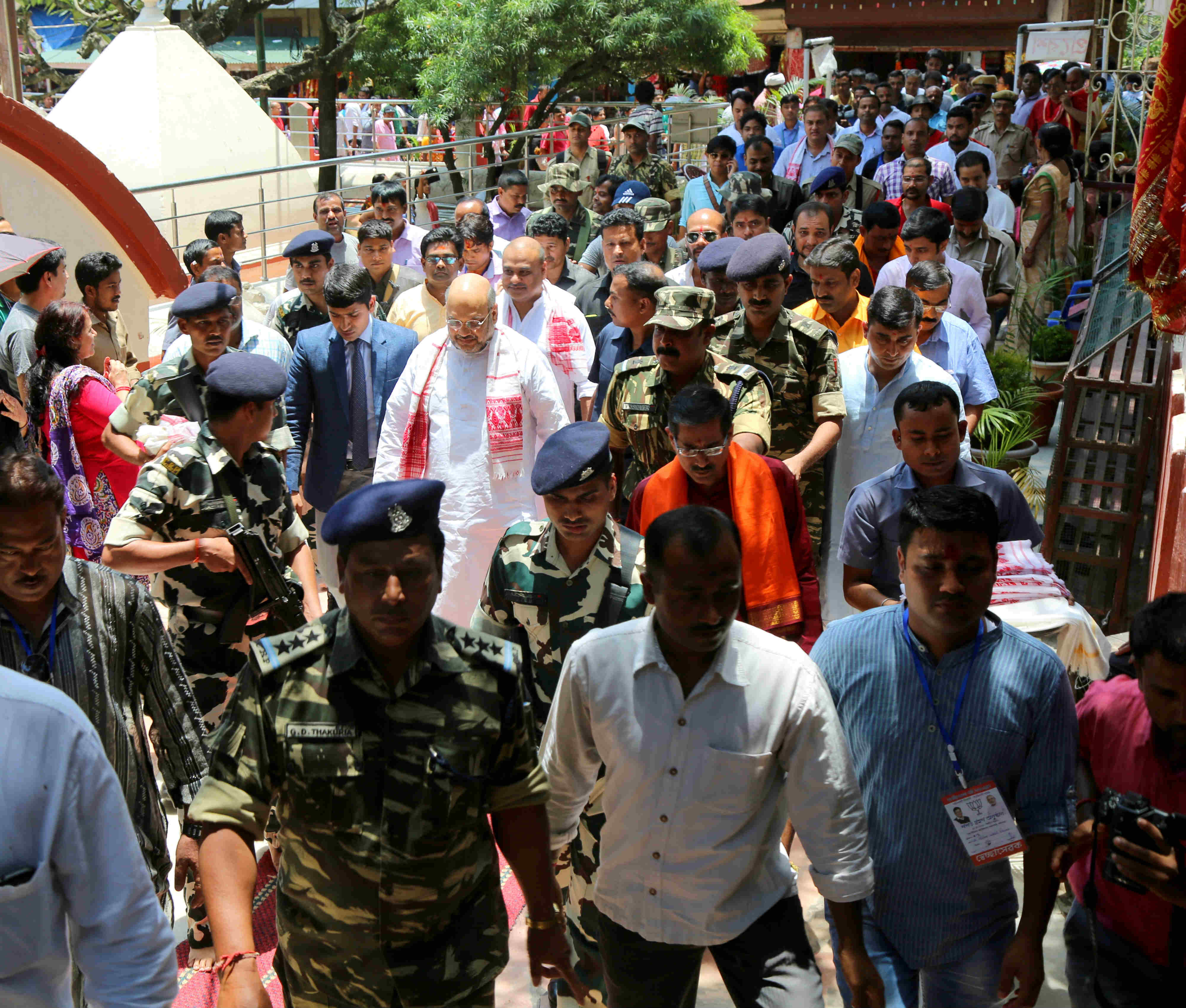 BJP National President, Shri Amit Shah visited Kamakhya Devi Temple, Guwahati (Assam) on May 24, 2016