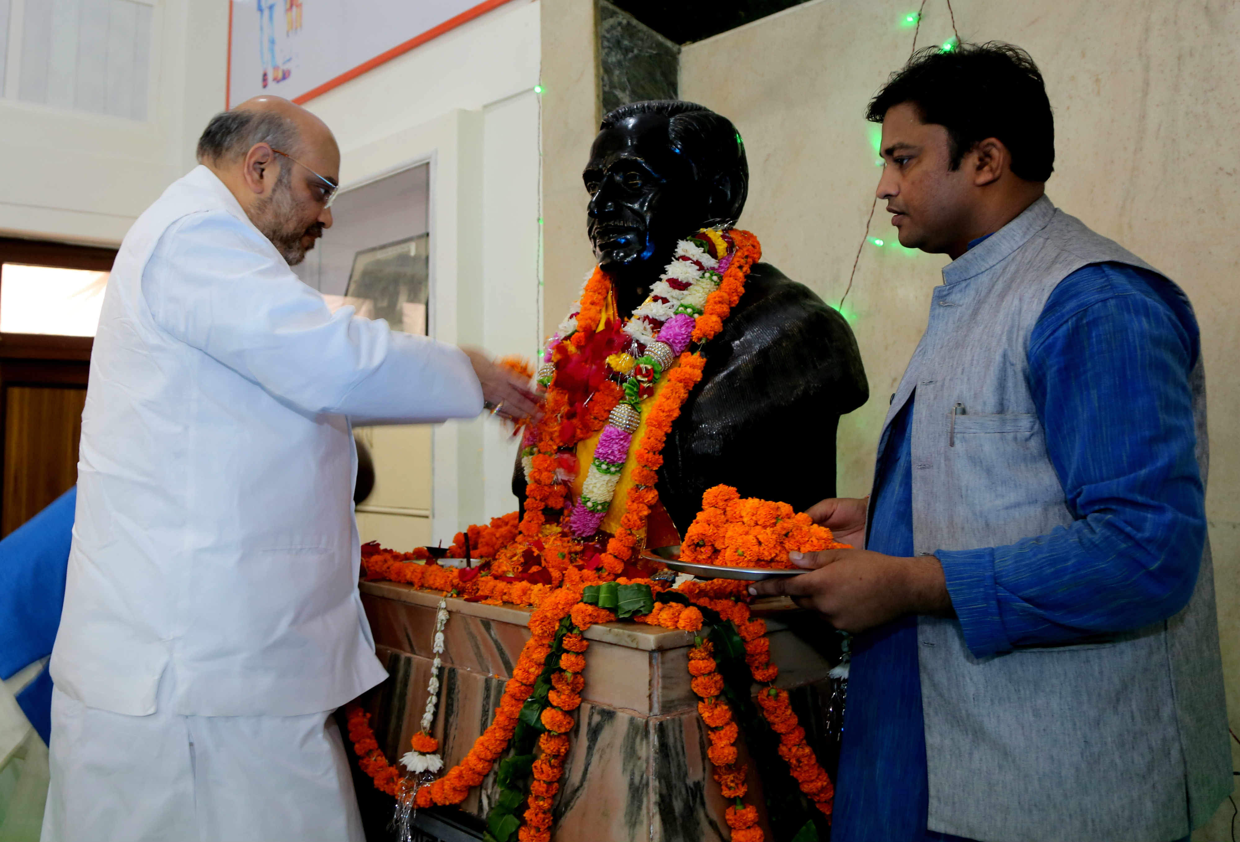 BJP National President, Shri Amit Shah visited Pt. Deen Dayal Dham in Farah, Mathura (Uttar Pradesh) on September 28, 2016