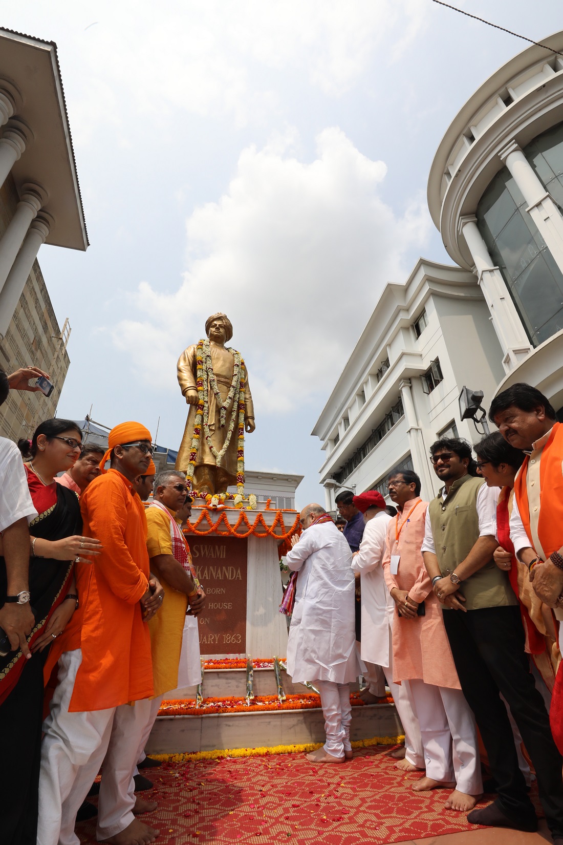 BJP National President, Shri Amit Shah visited Ramakrishna Mission Swami Vivekananda's Ancestral House and Cultural Centre in Kolkata (West Bengal)