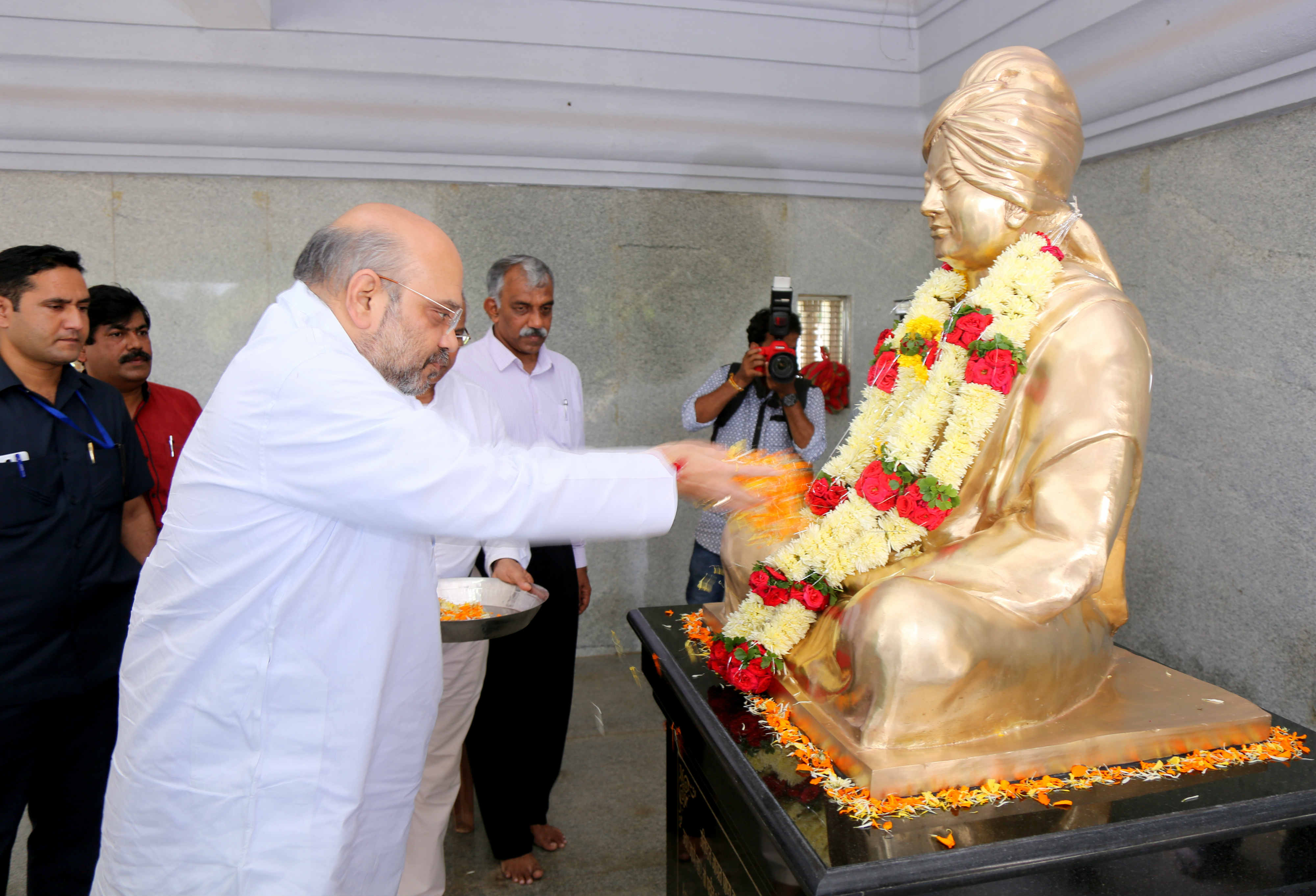 BJP National President, Shri Amit Shah visited Shri Mahalasa Narayani’s temple at Mardol (Goa) on August 20, 2016