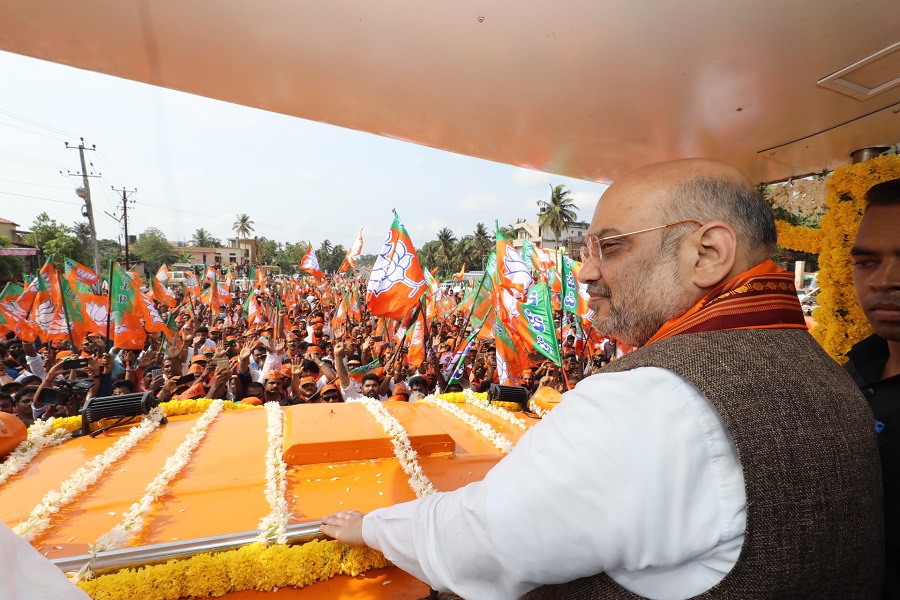 Photographs : BJP National President Shri Amit Shah's road show in Nagarakatte, Mangaluru constituency (Karnataka)