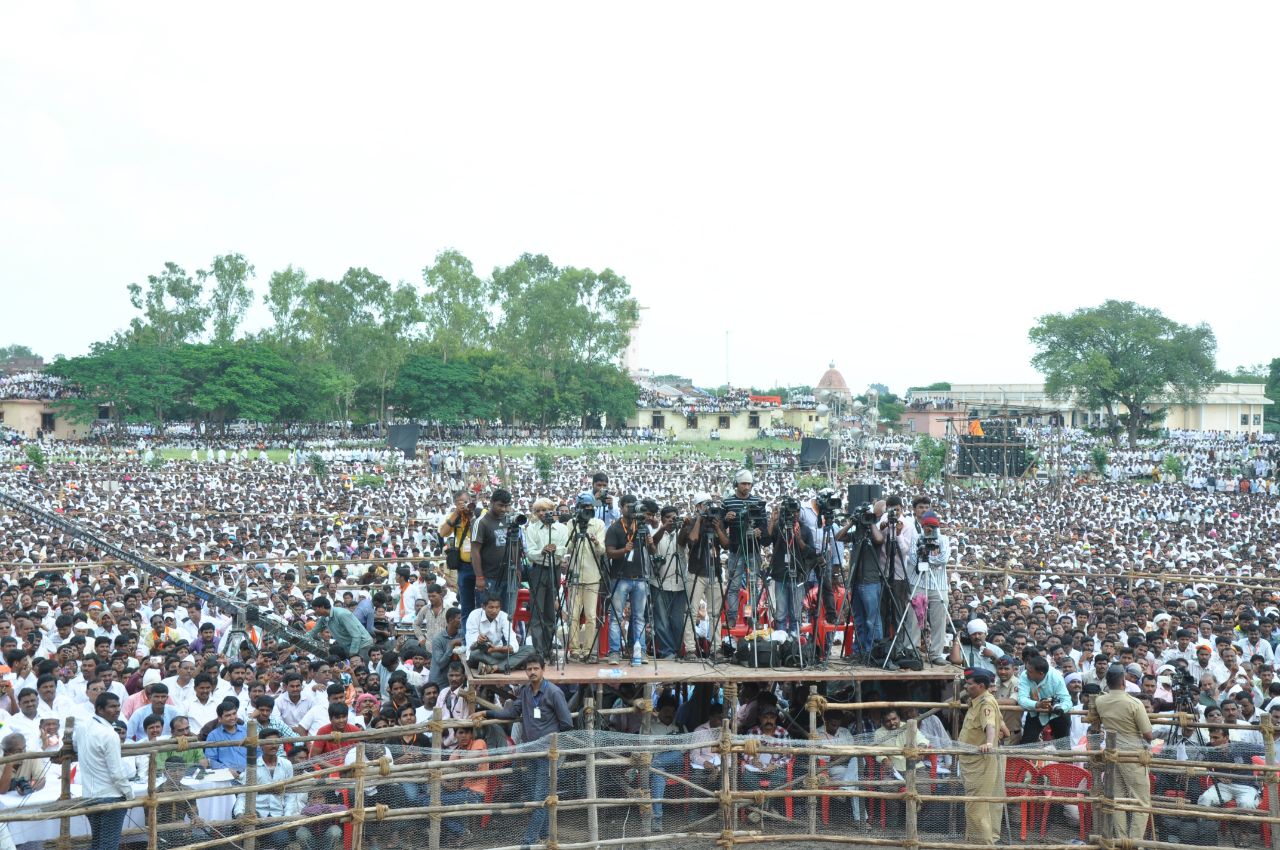 BJP President, Shri Amit Shah addressing SANGARSH YATRA JAN SABHA at Choundi Village, Jamkhed Taluka(Tehsil),Ahmednagar Distt, Maharashtra on September 18, 2014