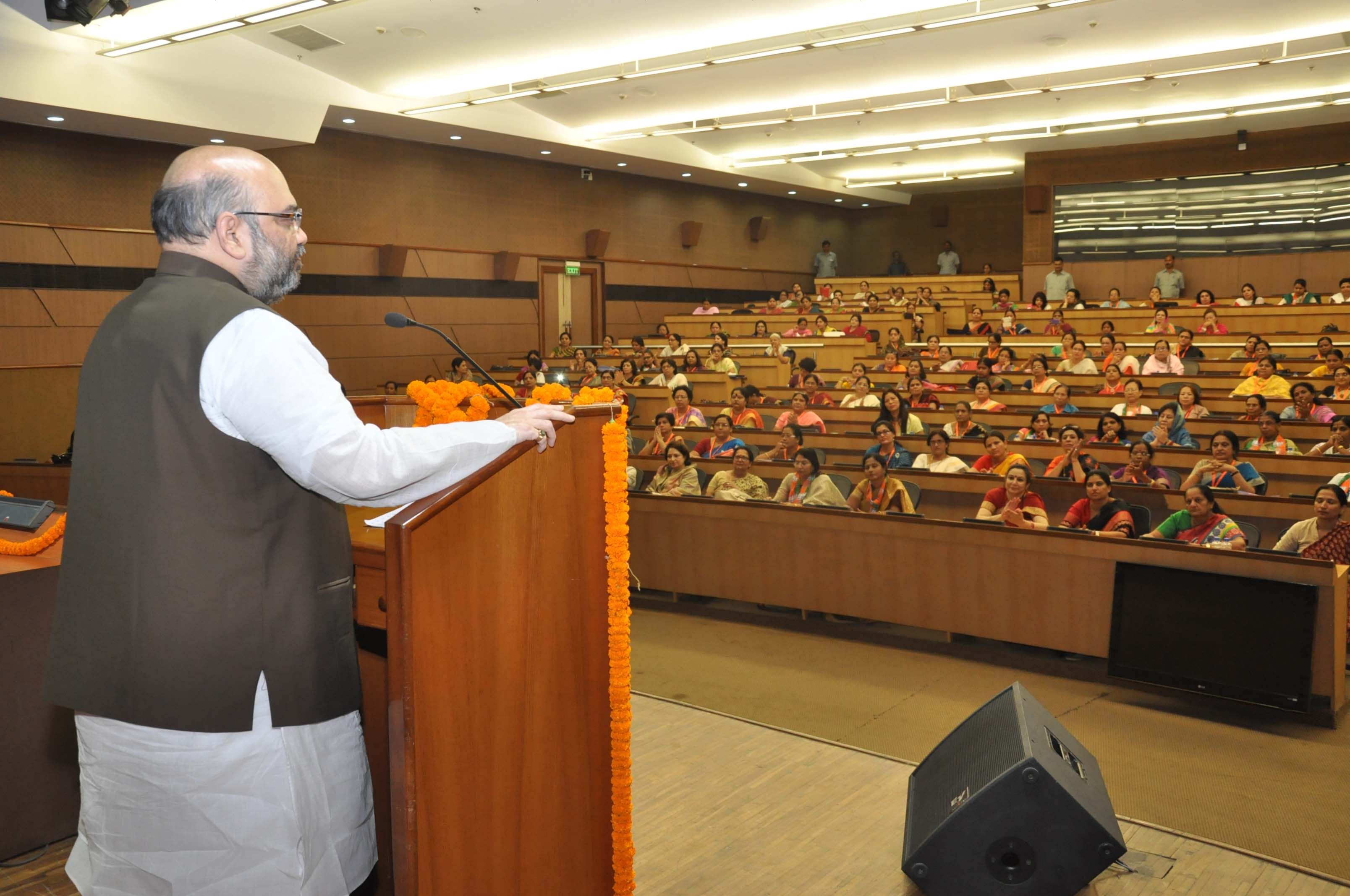 BJP President, Shri Amit Shah concluding BJP Mahila Morcha National Executive Meeting at NDMC Convention Centre, Jantar Mantar New Delhi on July 26, 2014