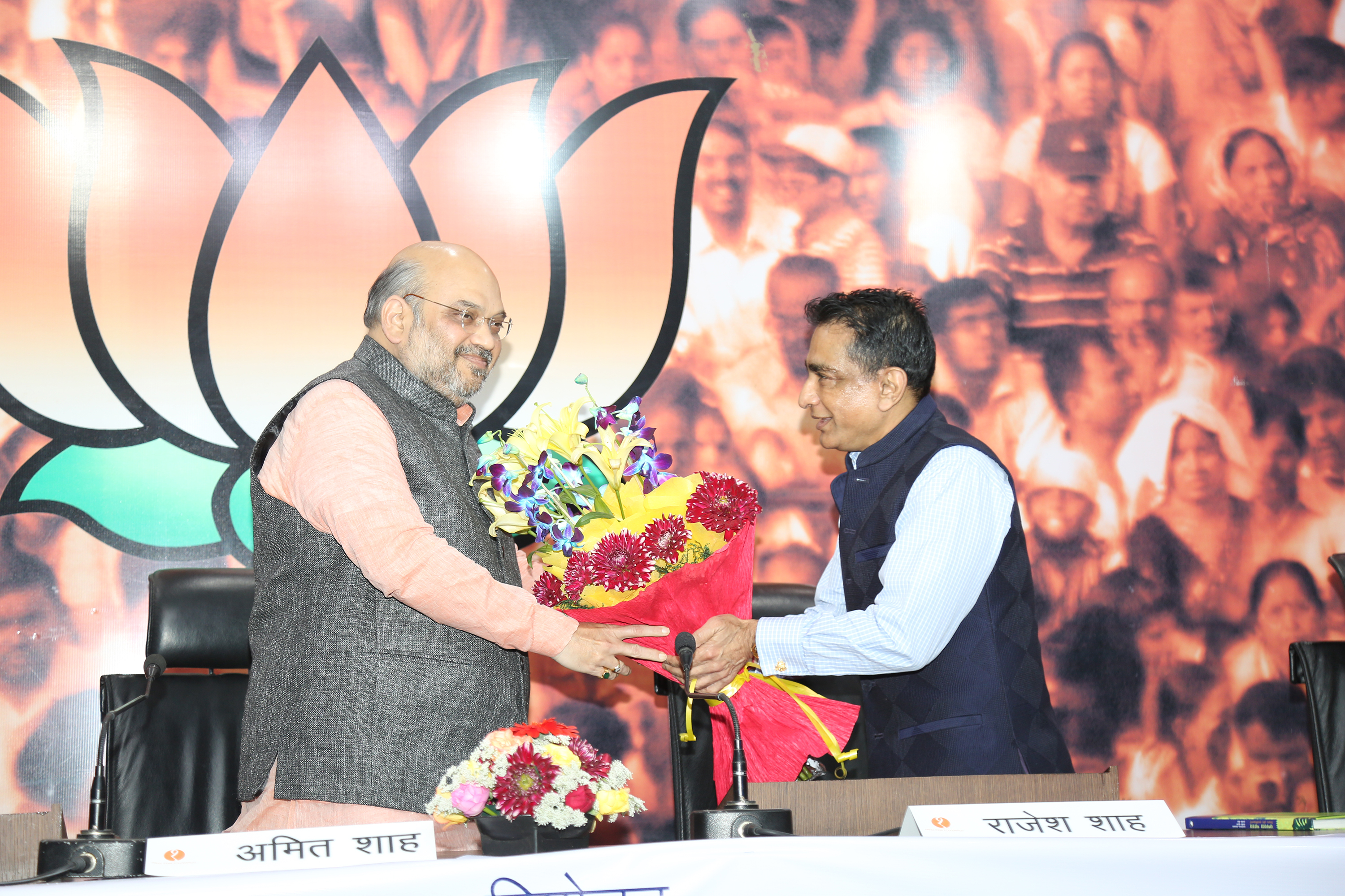 BJP President Shri Amit Shah launching "Ubharta Bharat- Vichar Aur Prathmiktayein" a book by Shri Ramgopal Agarwal, Shri Rajeev Kumar & Shri Rajesh Shah at 11, Ashoka Road on March 08, 2016