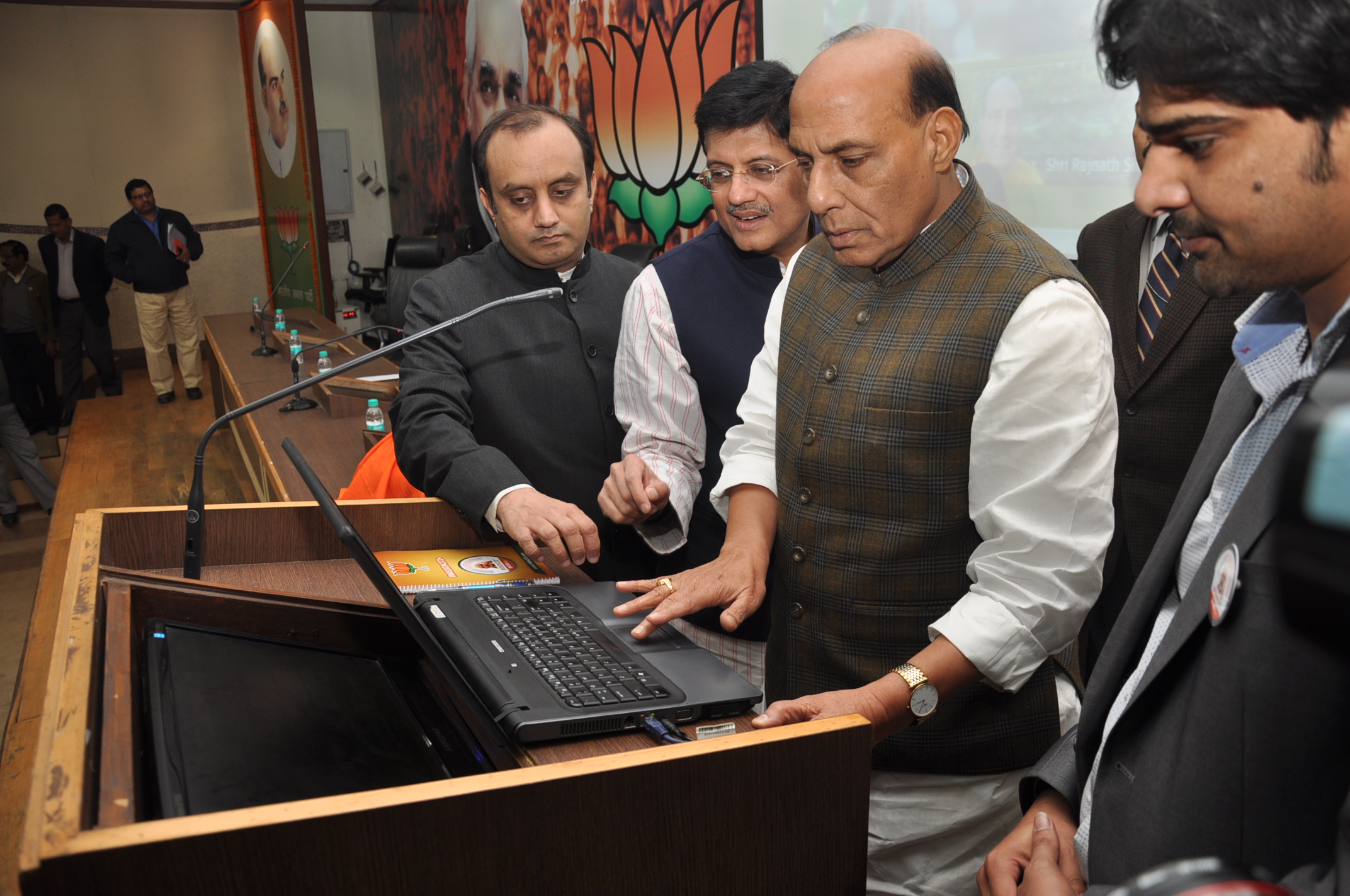 BJP President, Shri Rajnath Singh launched #Modi4PM Fund – Online and Mobile Donations at 11, Ashoka Road, New Delhi on January 14, 2014