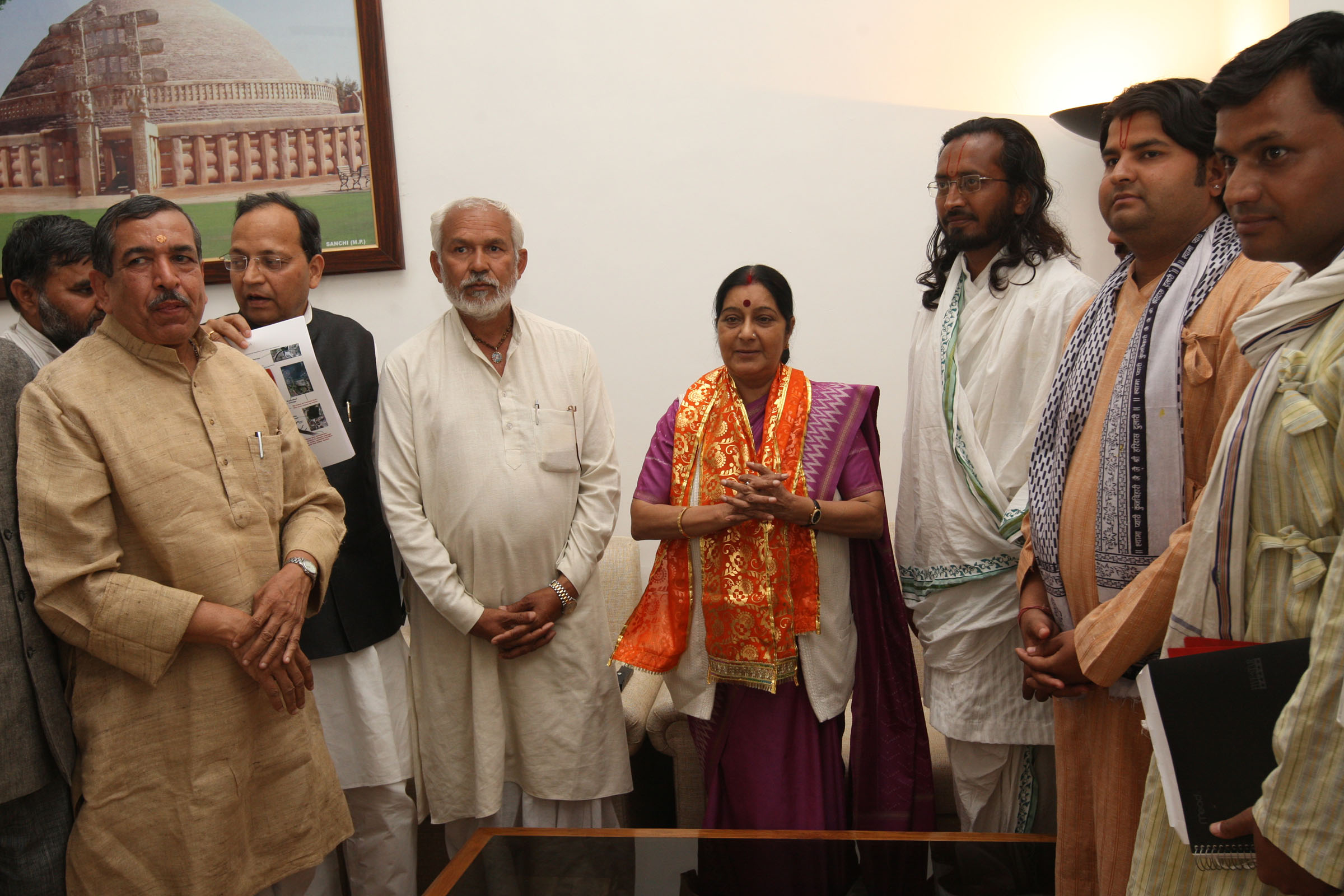 Leader of Opposition Smt Sushma Swaraj meeting with Yamuna Rakshak Dal at Parliament House on March 08, 2013