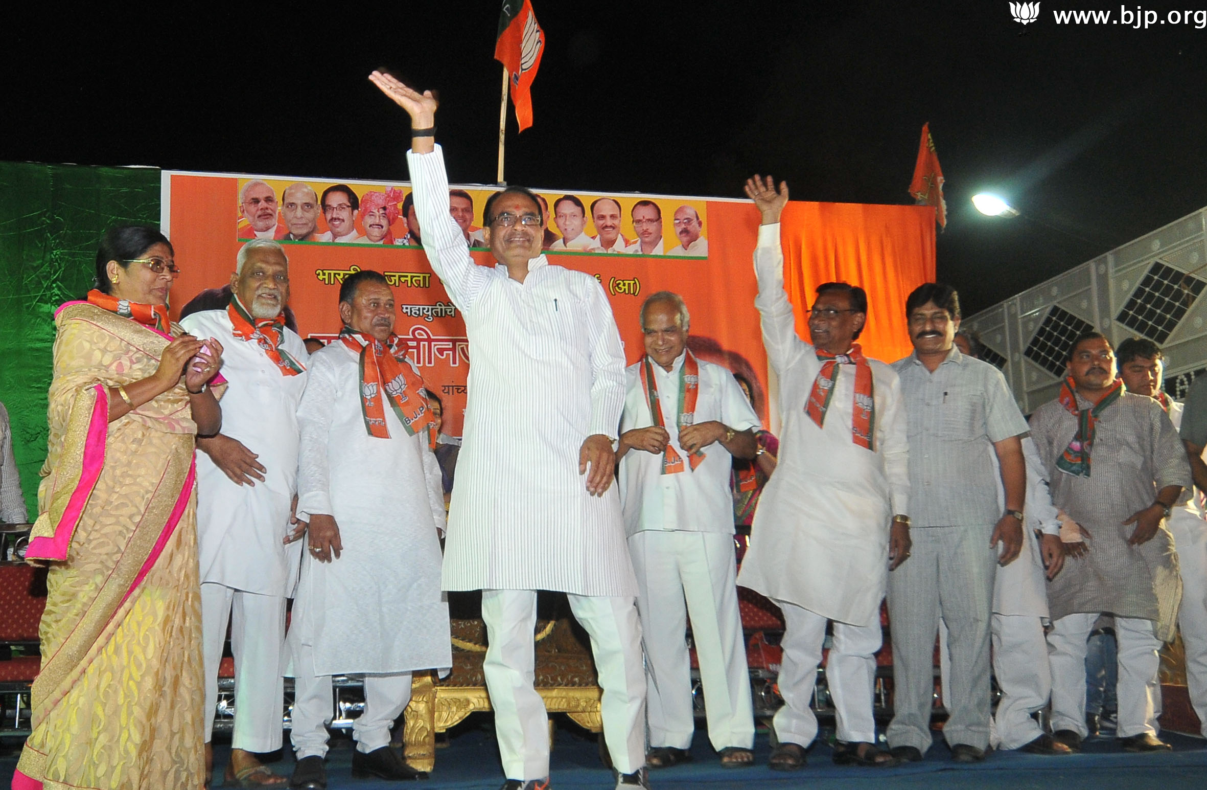 Chief Minister Madhya Pradesh, Shri Shivraj Singh Chauhan addressing public meeting at Nagpur on April 04, 2014