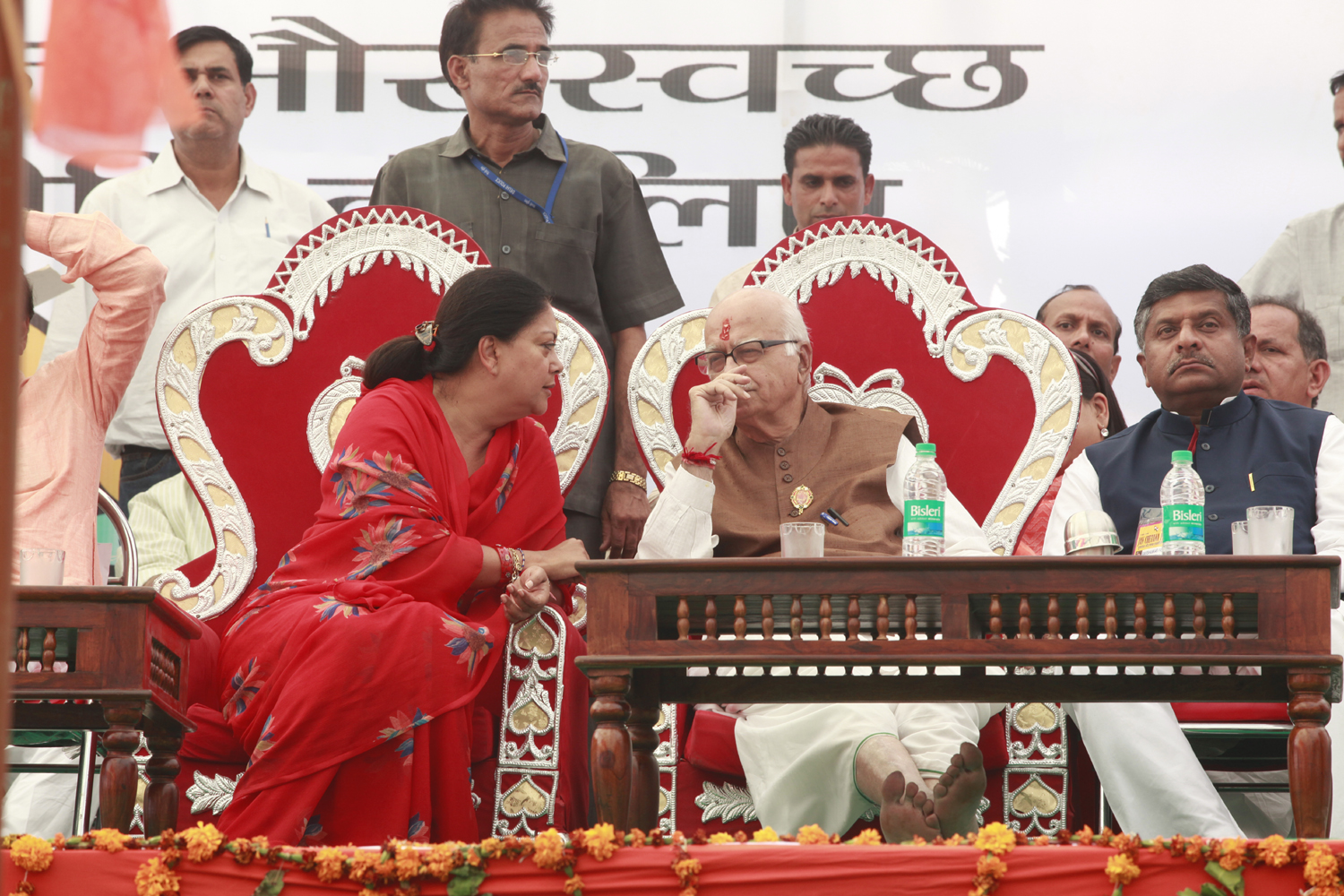 Shri L.K. Advani during Jan Chetna Yatra at Churu (Rajasthan) on November 12, 2011