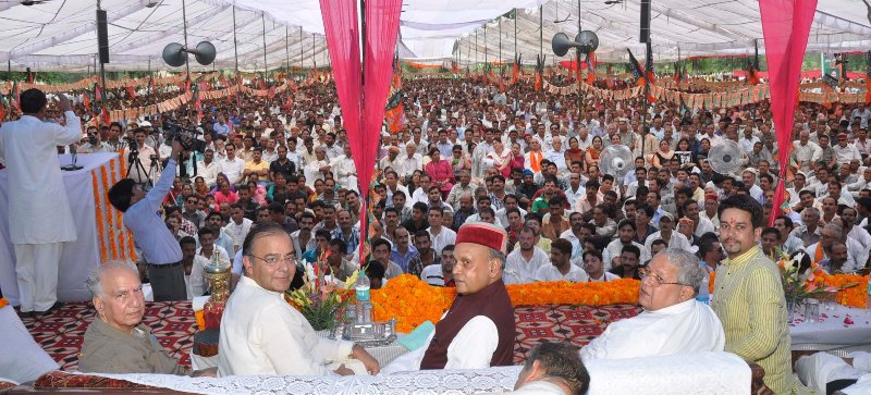 Prof. Prem Kumar Dhumal, Shri Arun Jaitley, Shri Shanta Kumar, Shri Kalraj Mishra and Shri Anurag Thakur at a public rally at Mandi, Himachal Pradesh on July 22, 2012