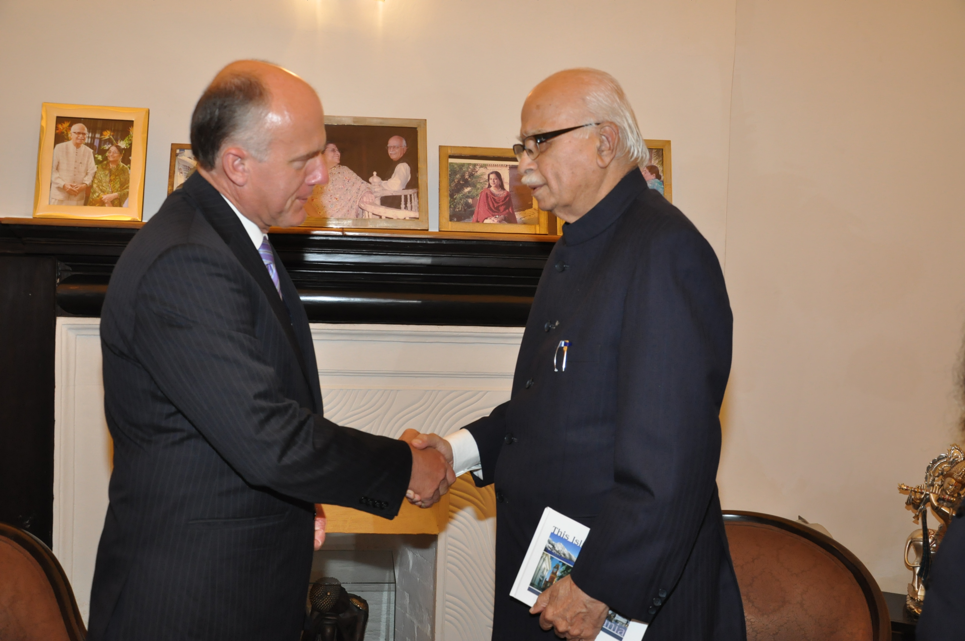 Shri L.K. Advani meeting with Mr. Eric Abetz, Leader of Opposition in the senate of Australia at 30, Prithviraj Road, New Delhi on January 18, 2013