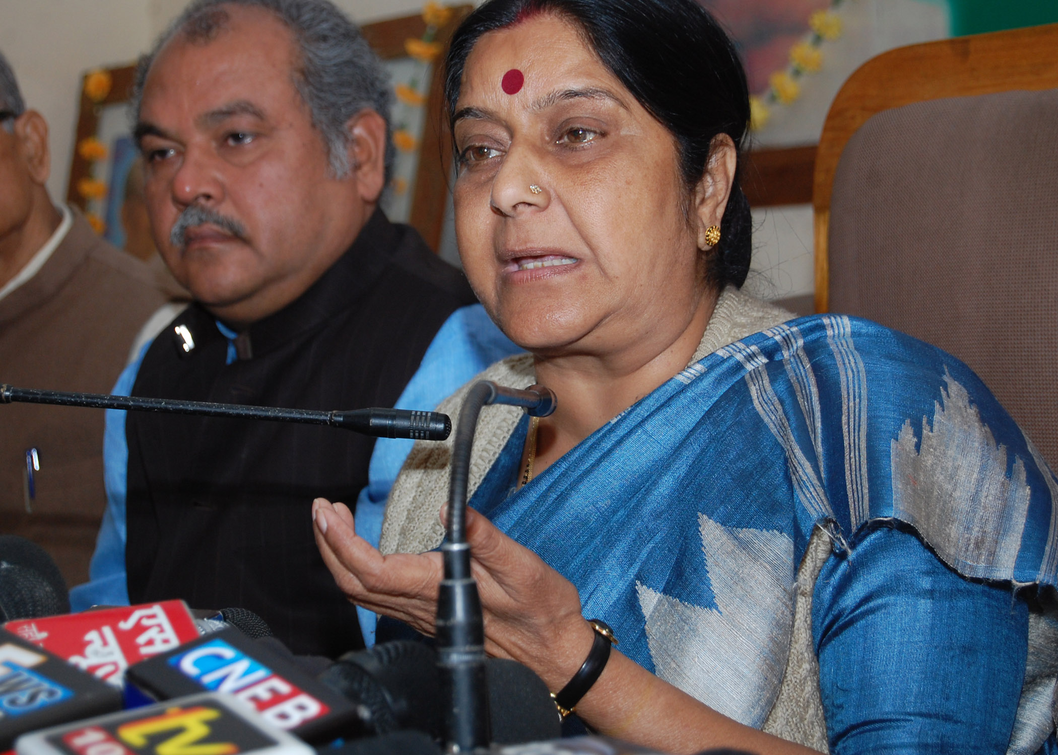 Smt. Sushma Swaraj, Leader of Opposition (Lok Sabha) addressing press conference at BJP State Office on February 17, 2012