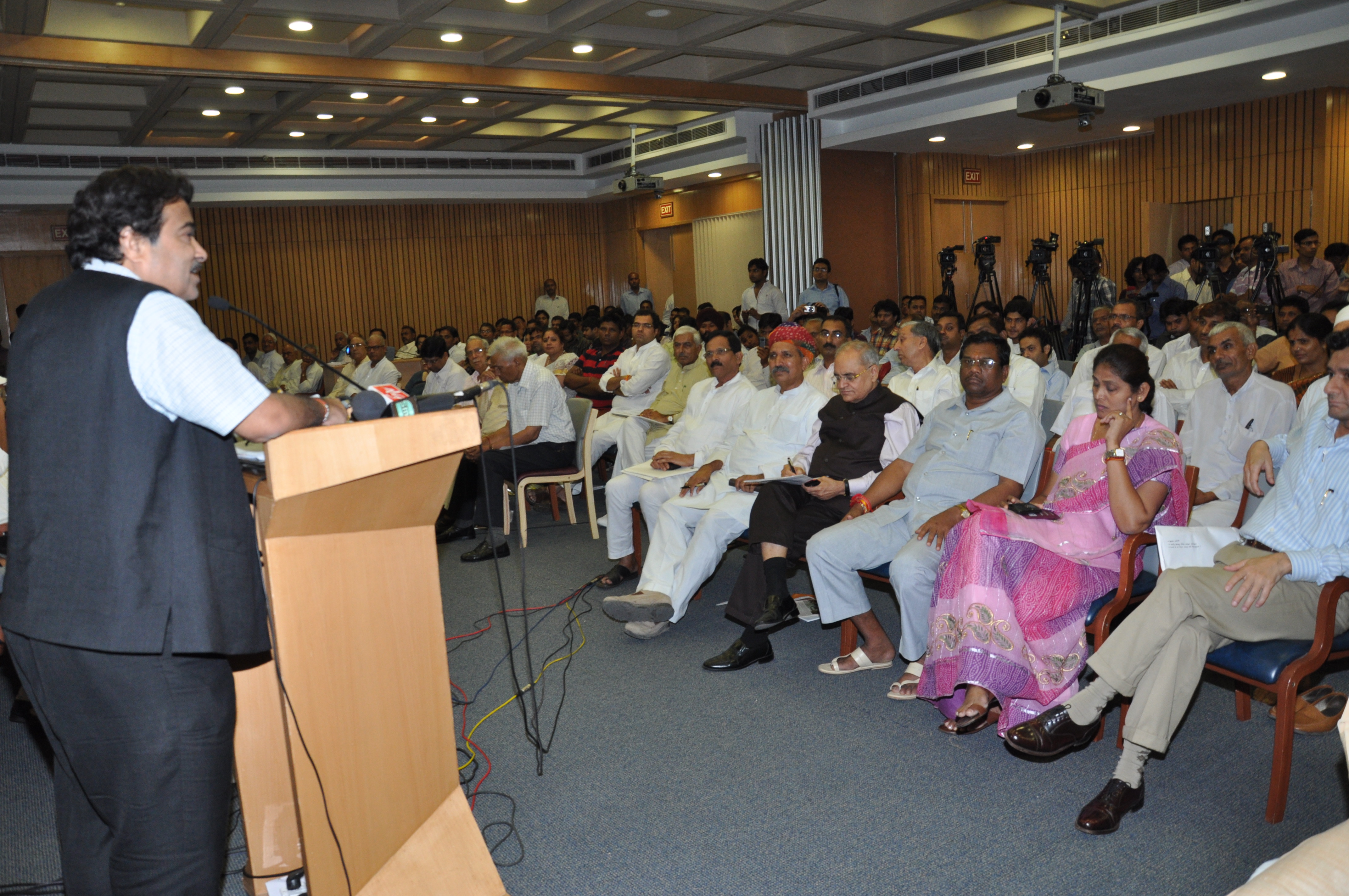 BJP President, Shri Nitin Gadkari addressing National discussion "Bodo Hindus - Refugees in their own land" at Saminar Hall - I, India International Centre, New Delhi on August 07, 2012